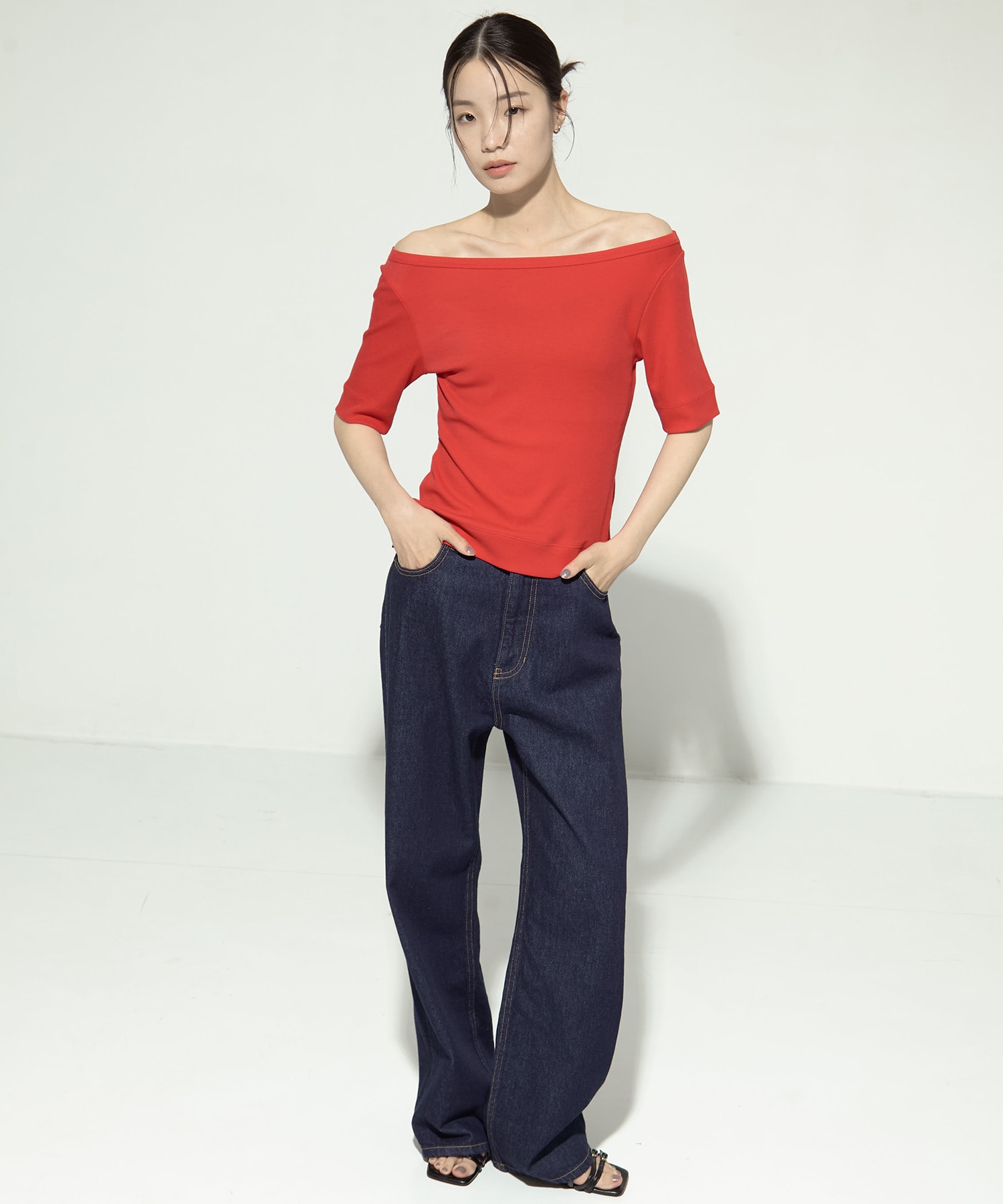 Luxury Smooth Boat Neck Tee STUDIOUS