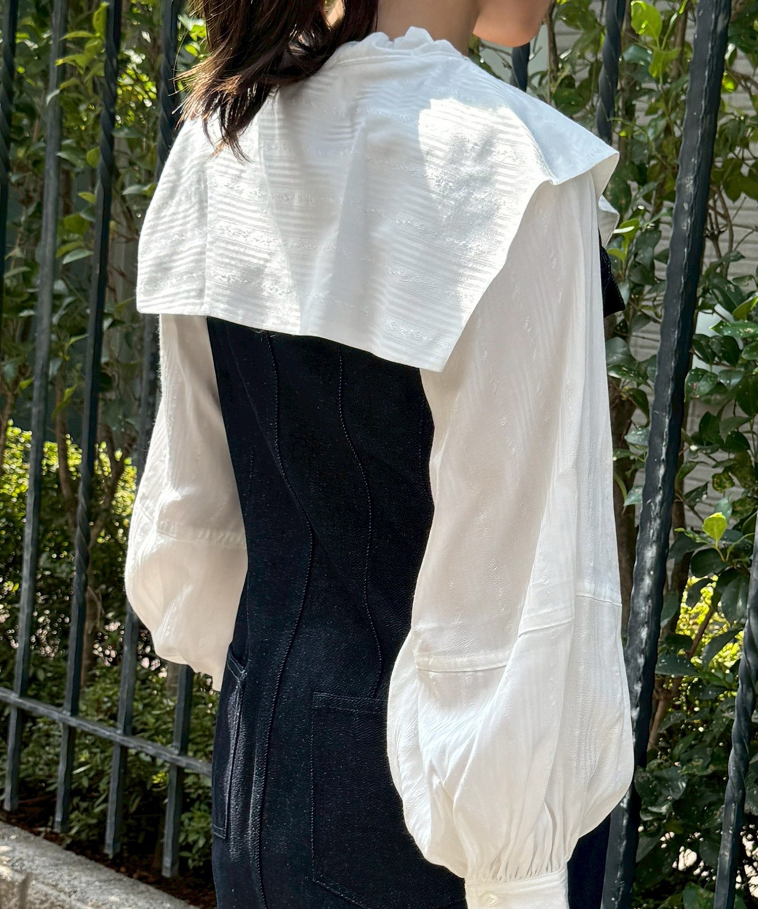 Rosejaquard stripsailor collar blouse FETICO