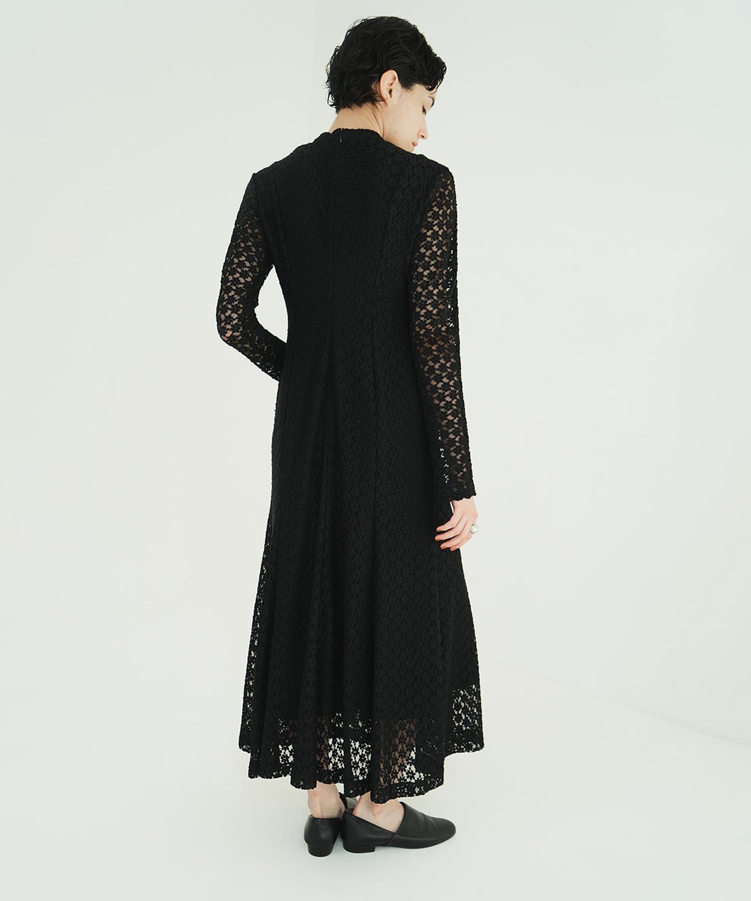3D FLOWER LACE SLASH NECK ONEPIECE CLANE