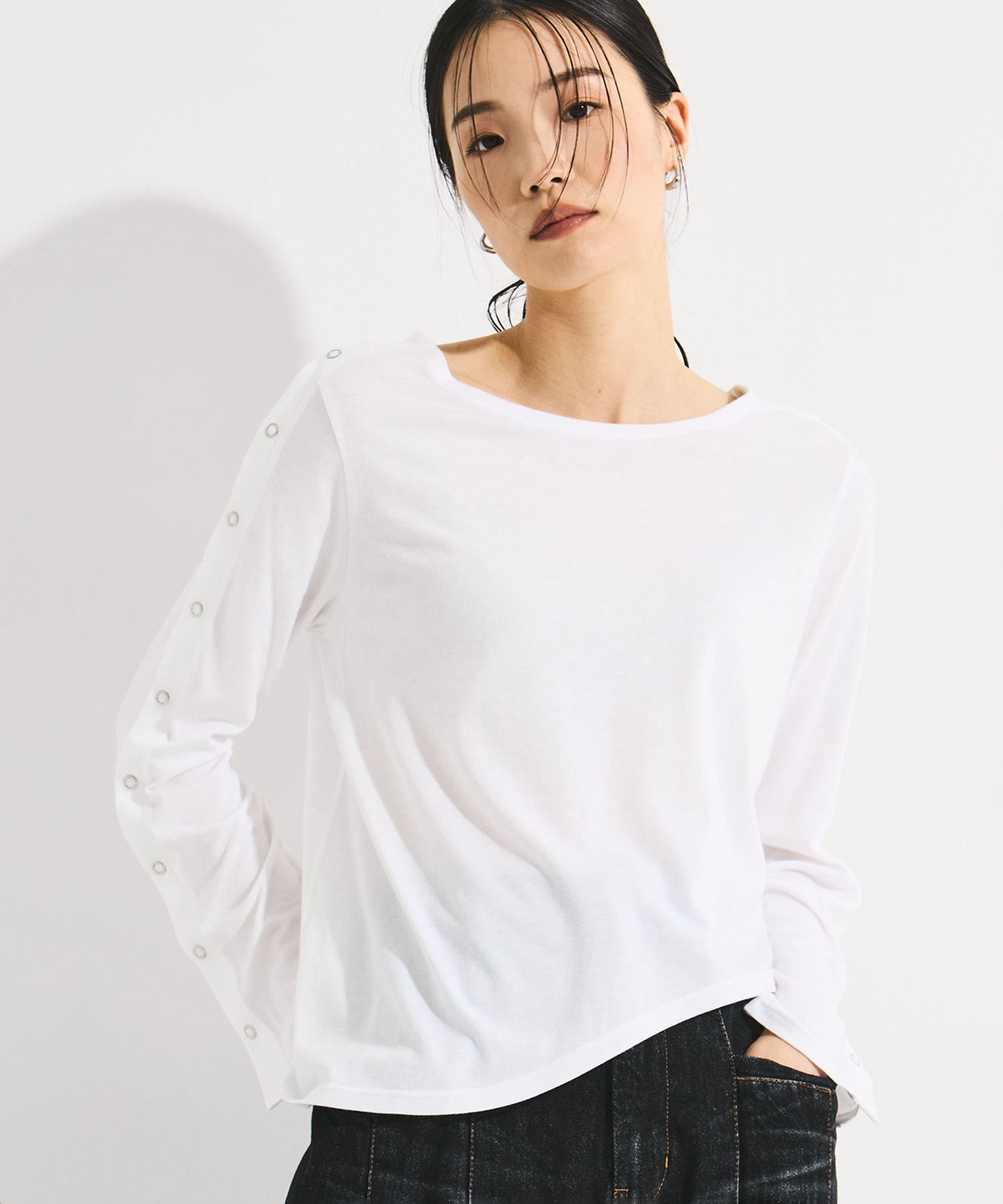 SHOULDER SNAP LONG SLEEVE TEE STUDIOUS