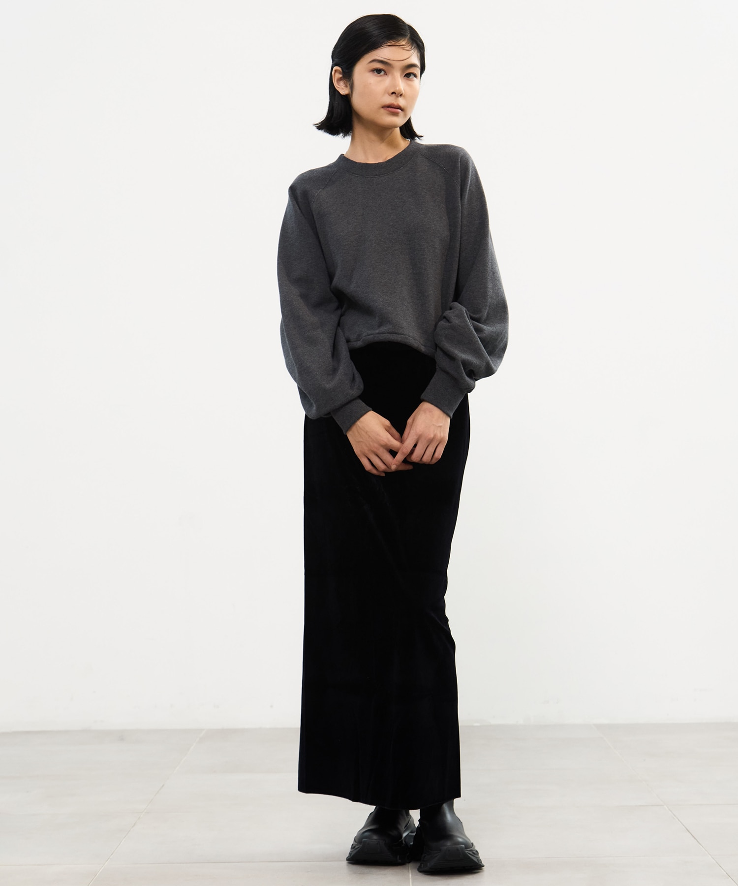 DRAWSTRING GATHER SLEEVE SWEAT SHIRT STUDIOUS