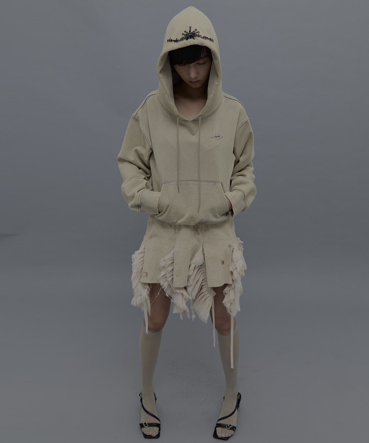 bijou tiara hoodie tanakadaisuke
