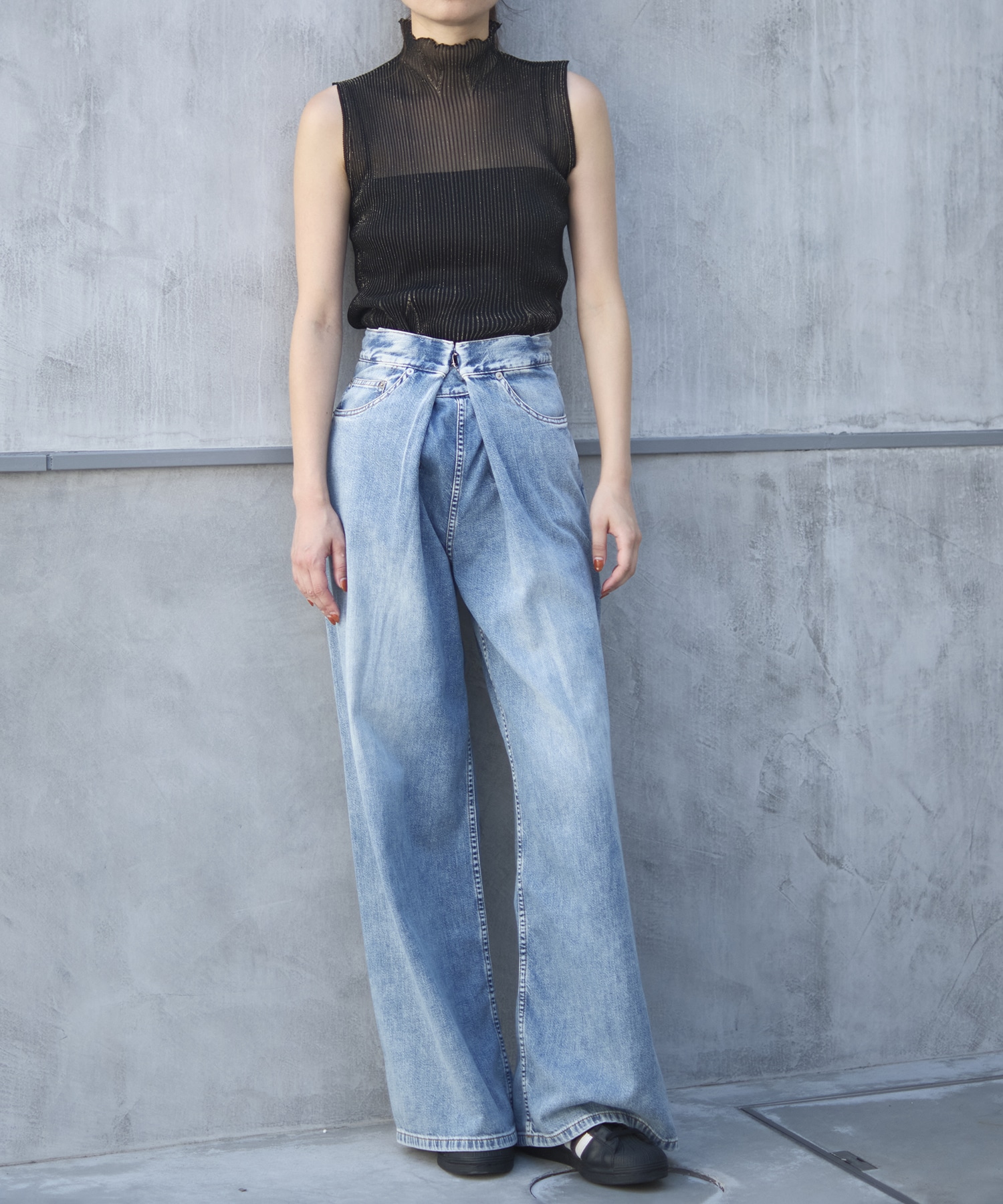 HYPHA LUCENT GLITTER SLEEVELESS TOP CFCL