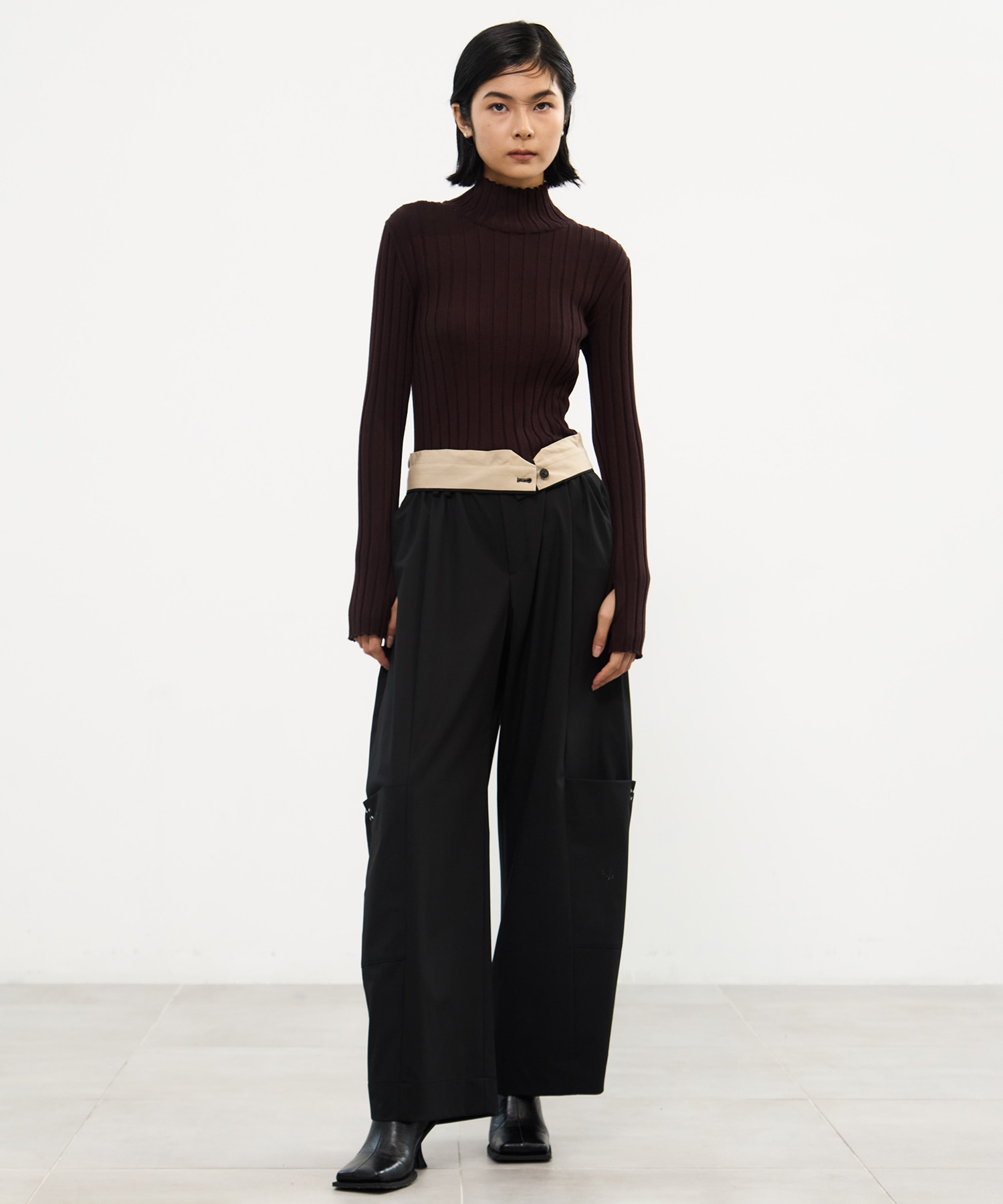 Soft Barrel Leg Cargo Trousers STUDIOUS