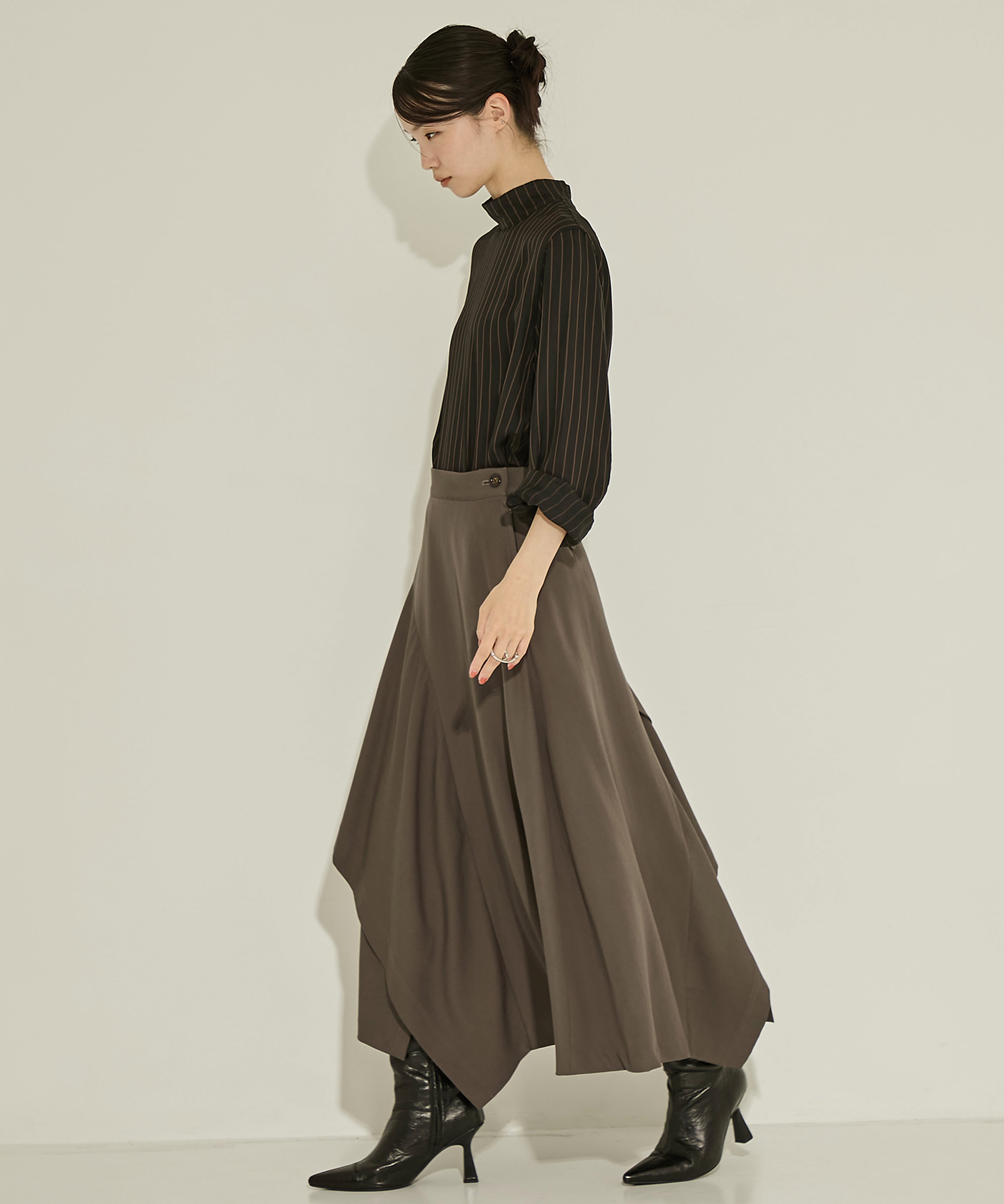 Random Hem Flare SKT UJOH