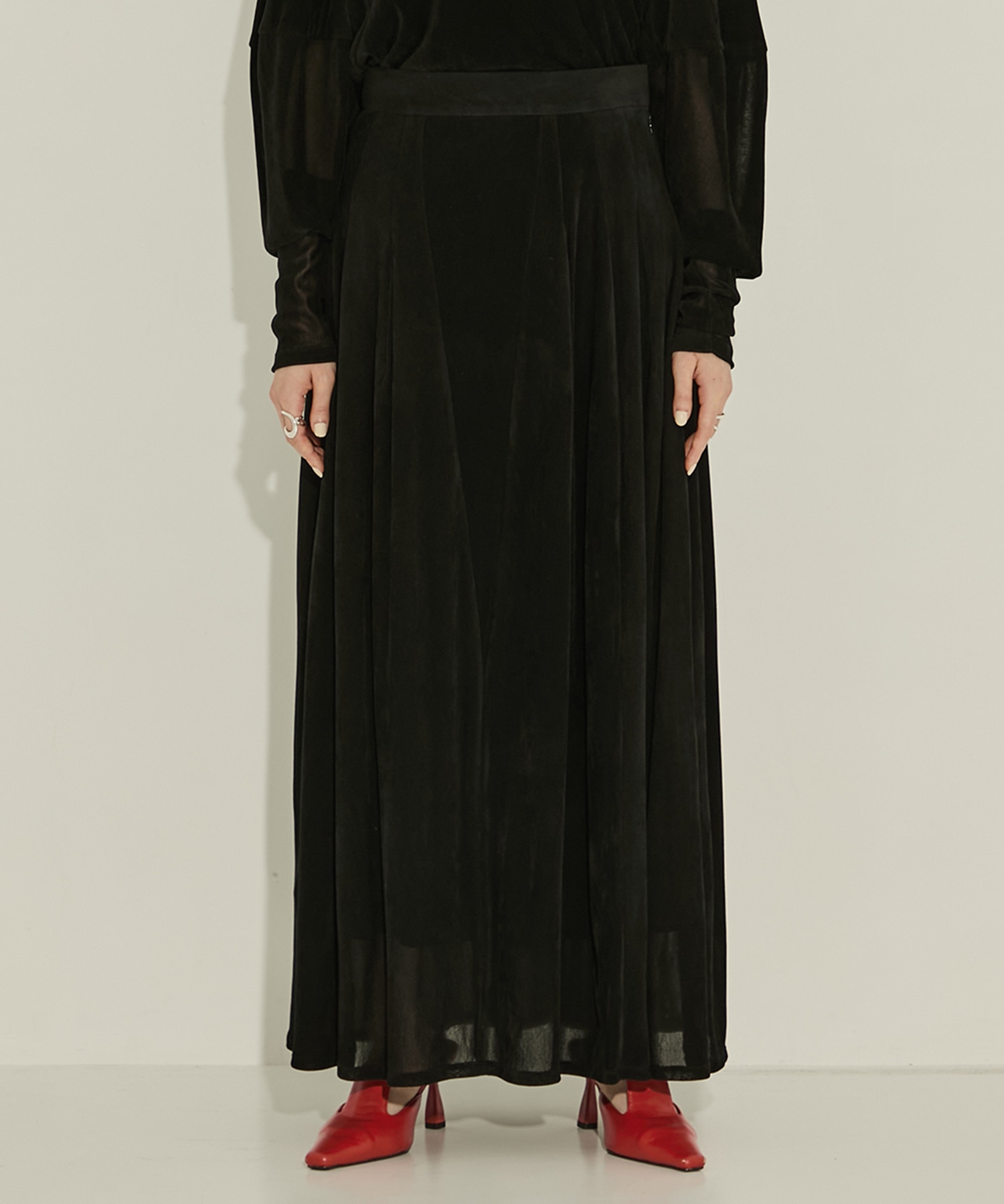 Rufina layer skirt AKIRANAKA