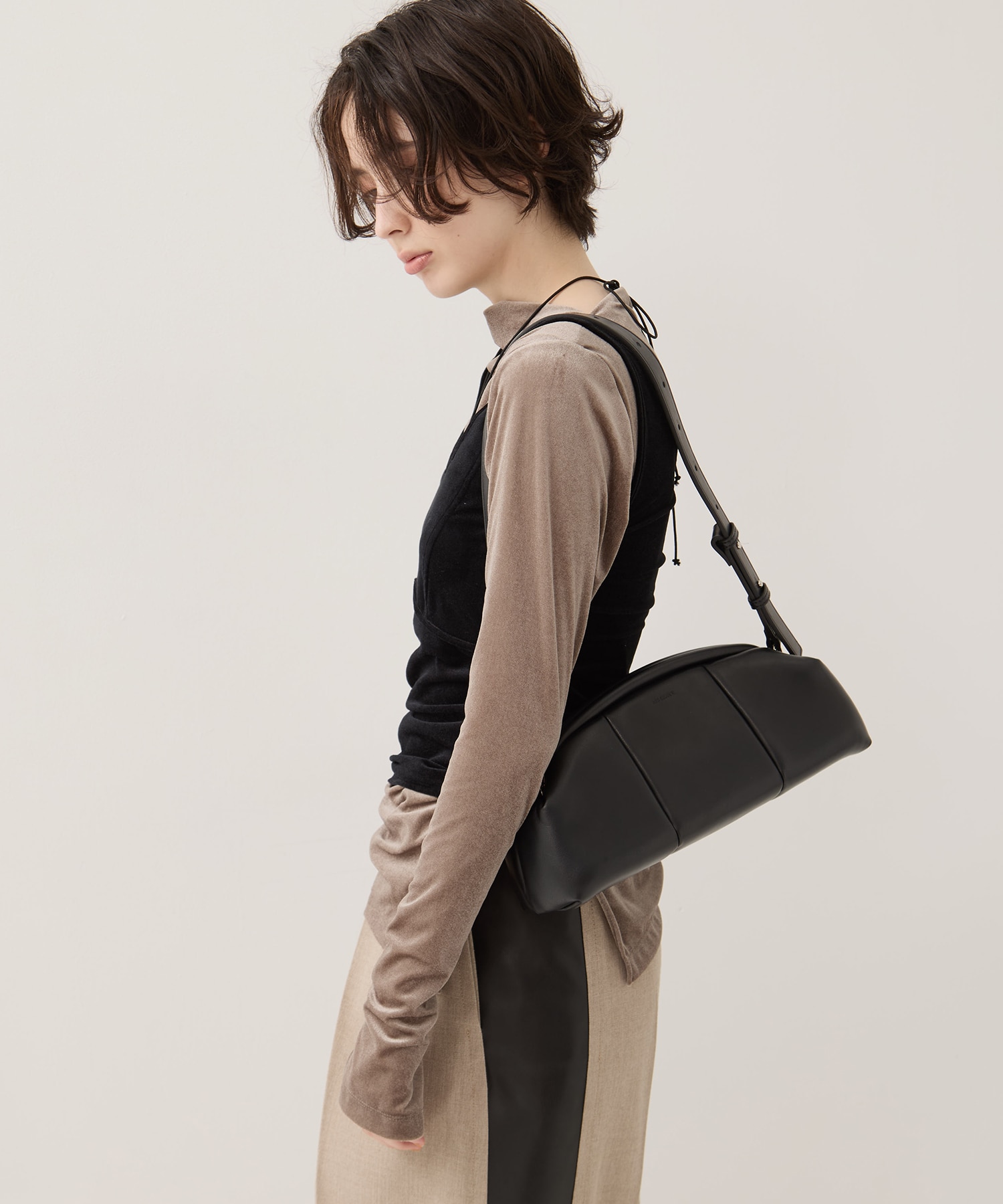 PUFF CLASP CLUTCH ADD CULUMN