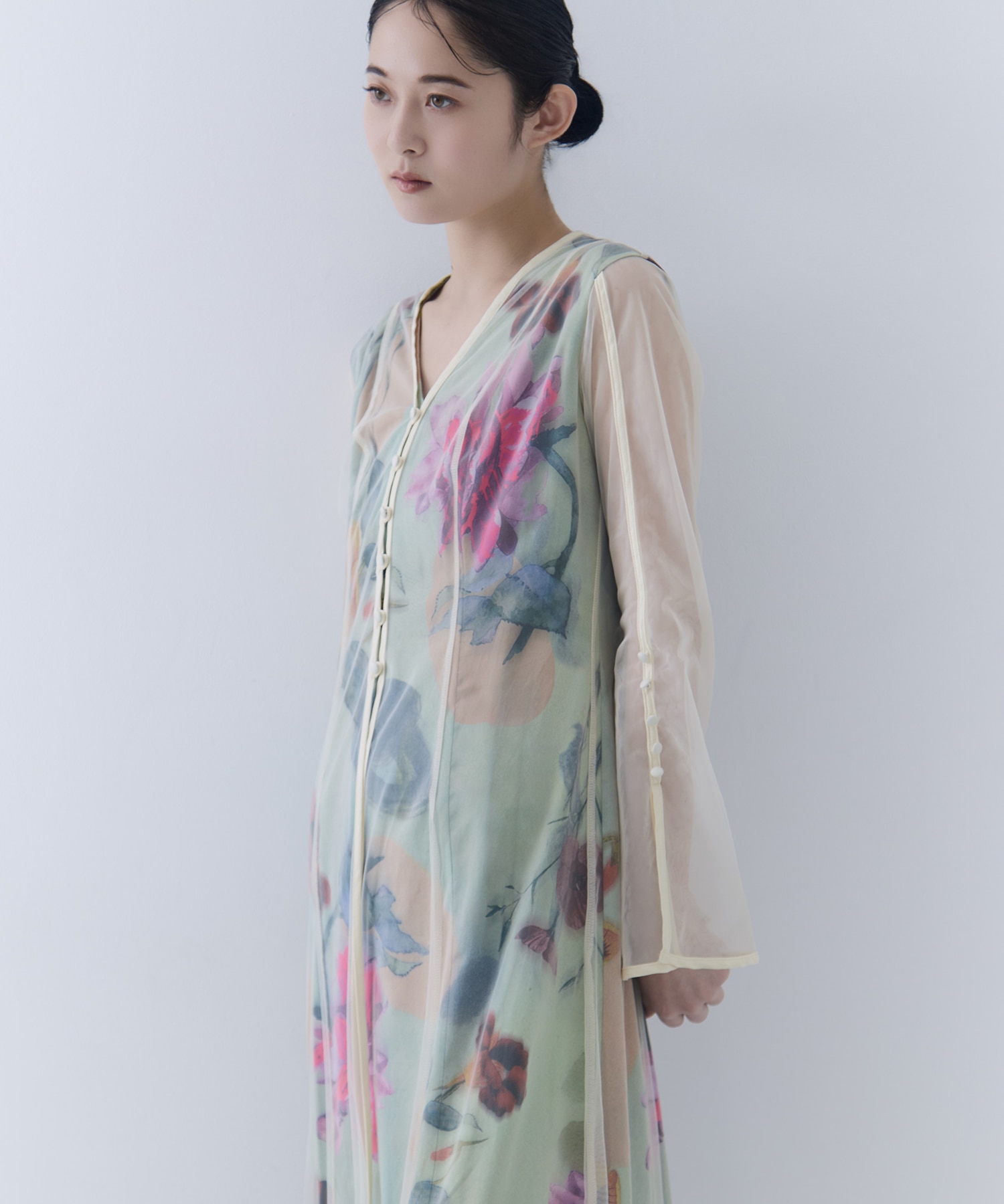 UND GRACE CHIFFON VEIL DRESS AMERI