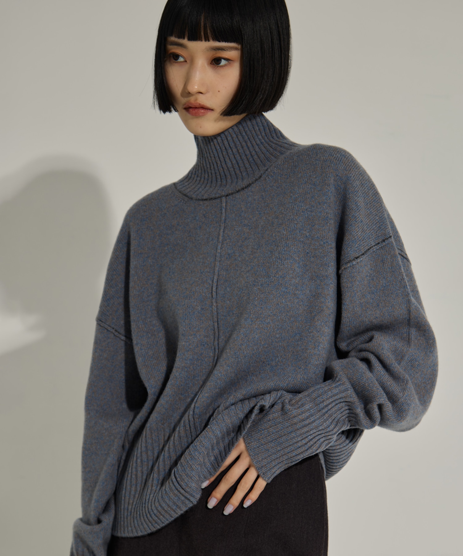 AKES-006（タートルネックニット） AKANE UTSUNOMIYA