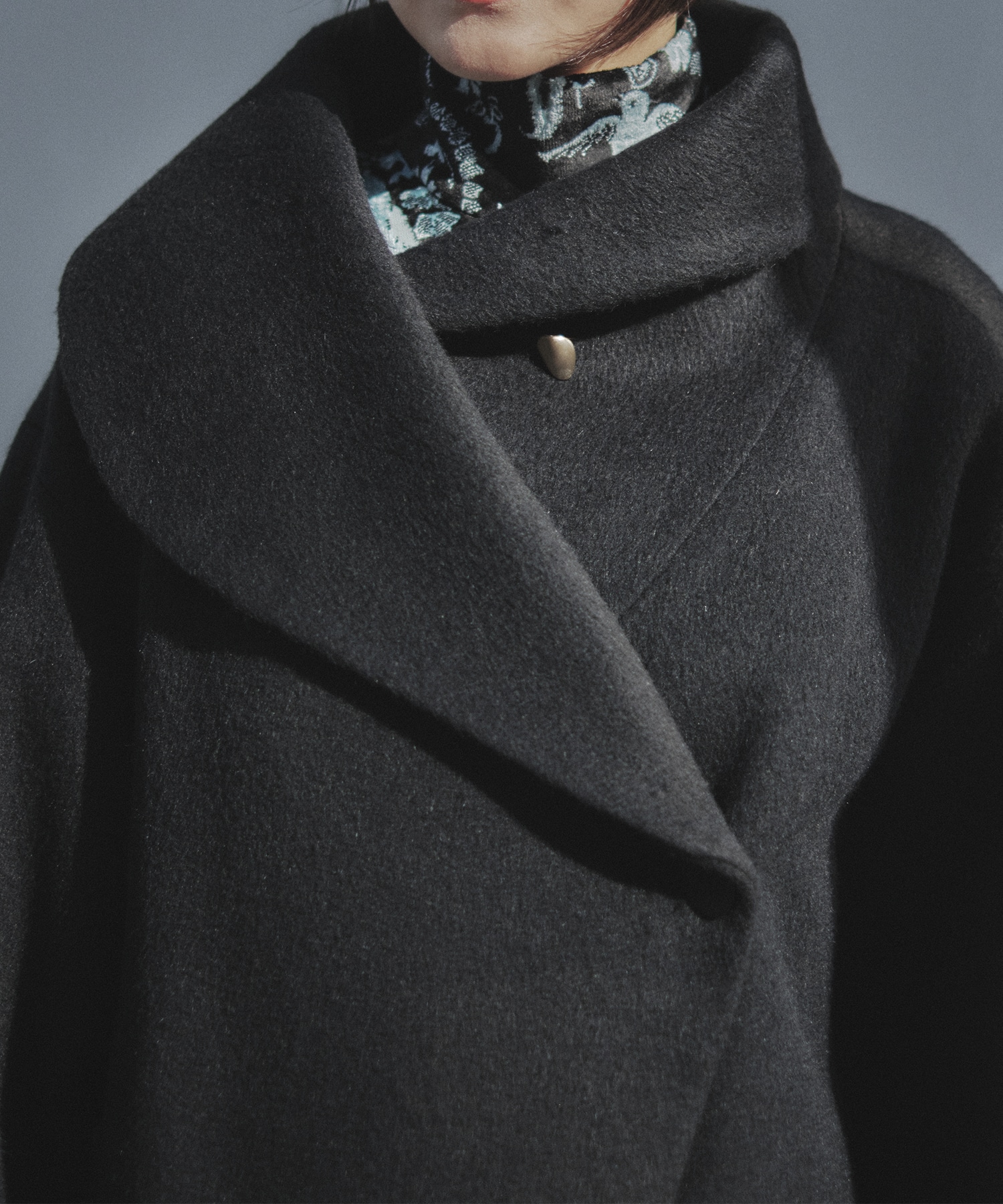 Wool Arupaka Shawl Collar Short Cort Mame Kurogouchi