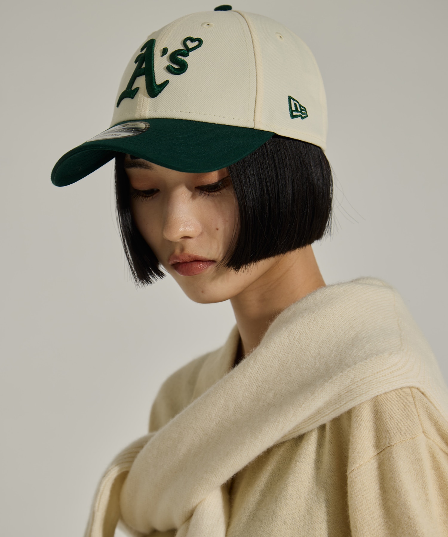 x Newera Athletics Cap BASICKS