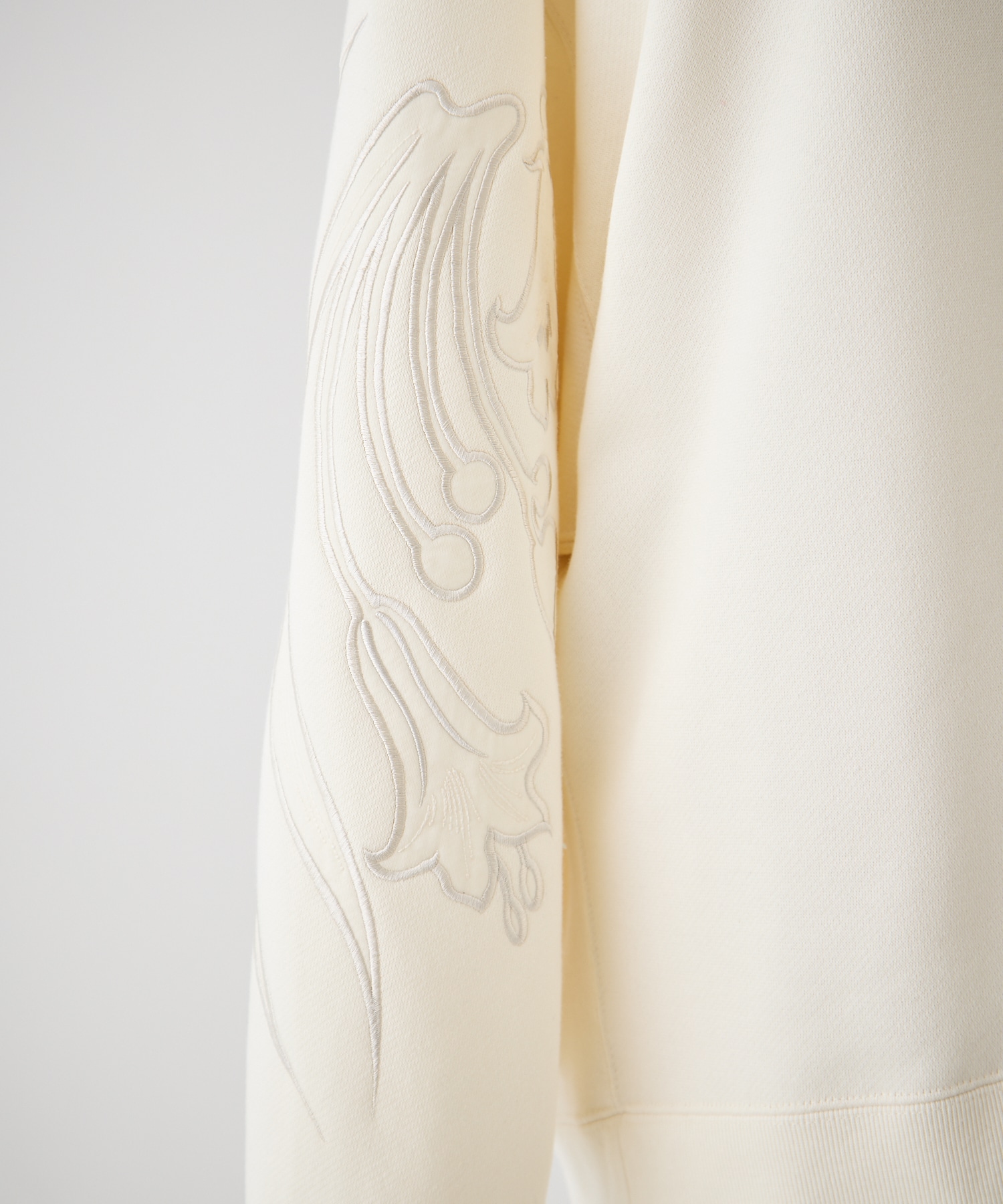 Floral Embroidery Oversized Sweat Top Mame Kurogouchi