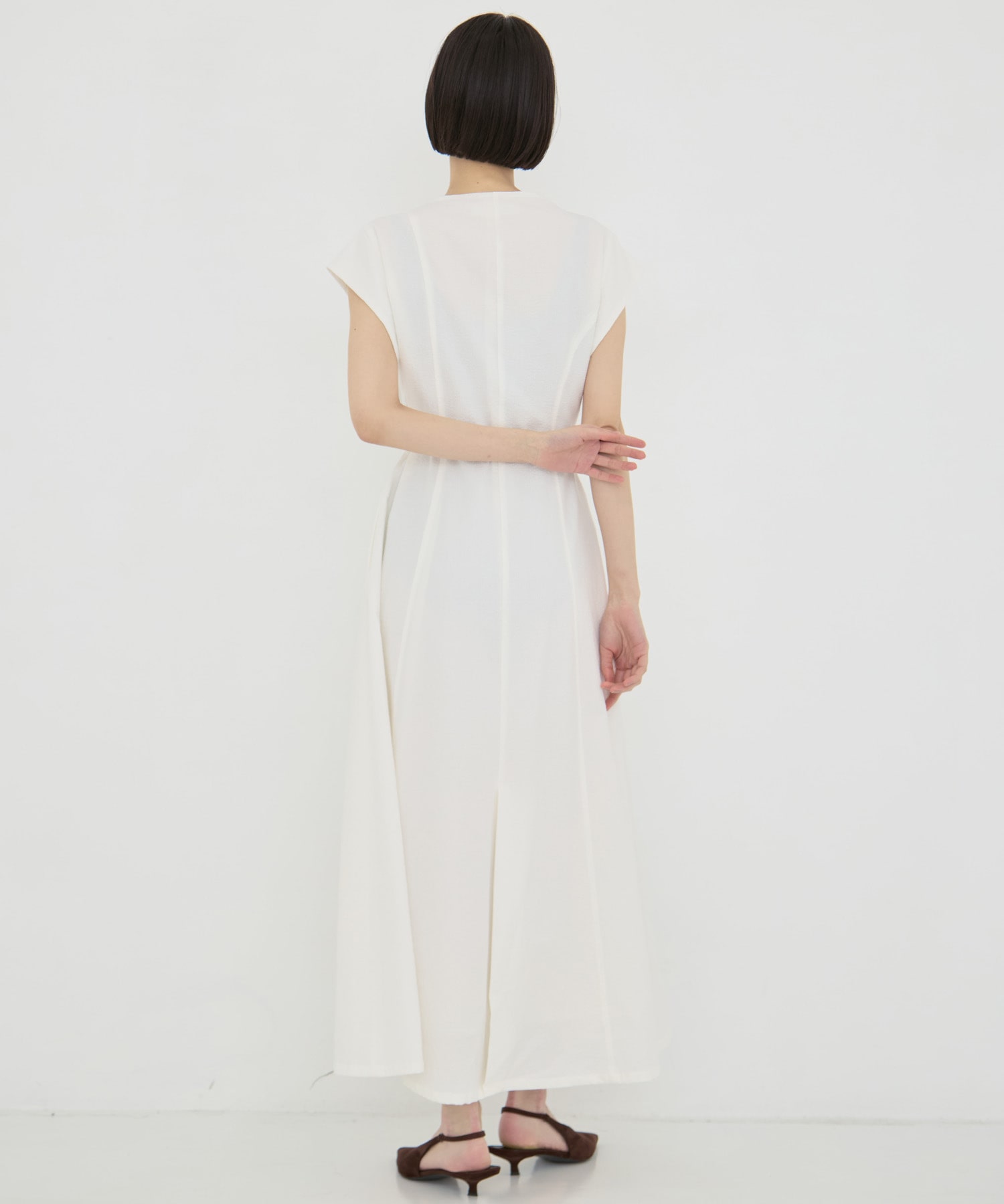 Sesilia asymmetry panel dress AKIRANAKA