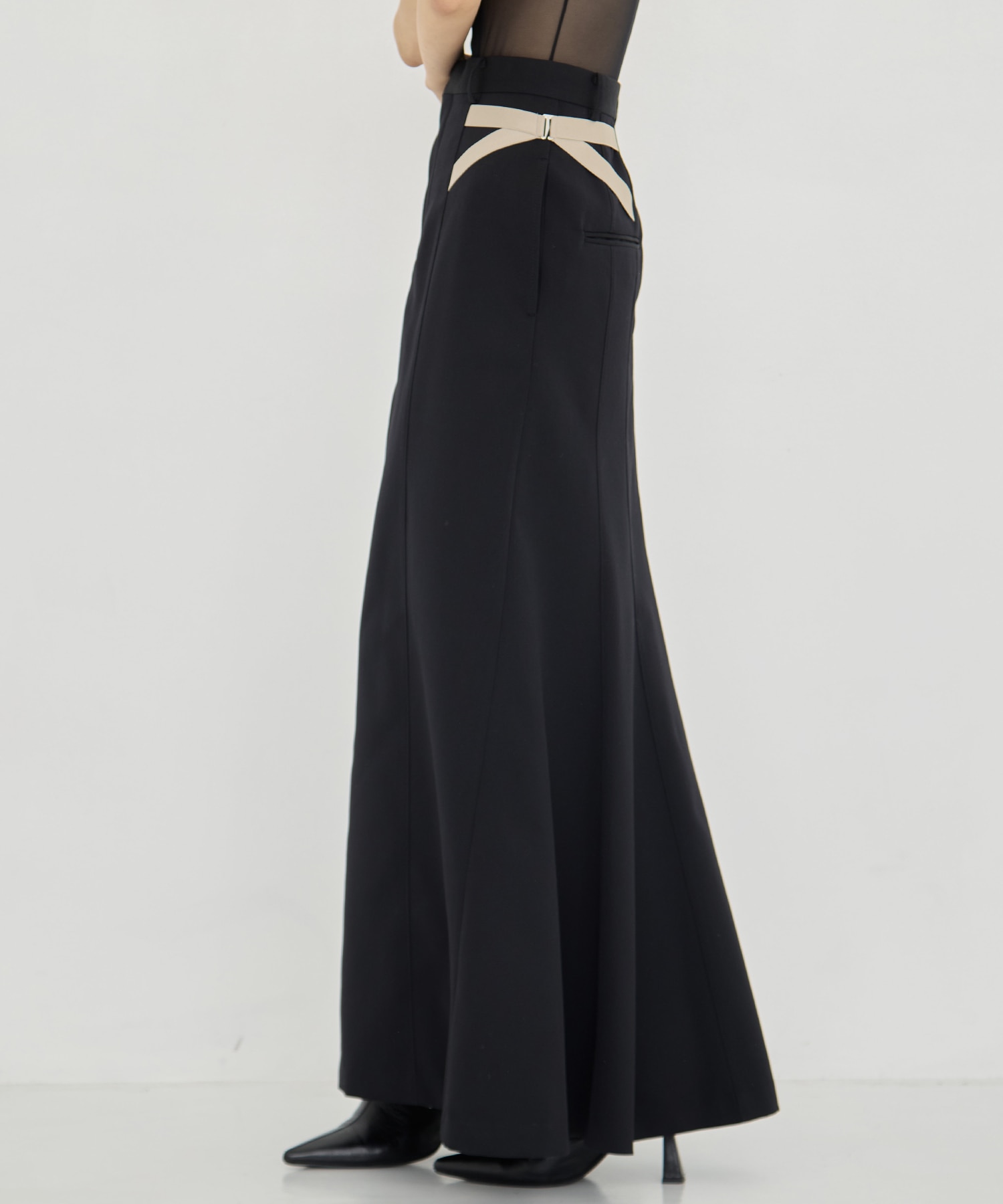 WOOL DOBBY SIDE STRAP SKIRT JOHN LAWRENCE SULLIVAN