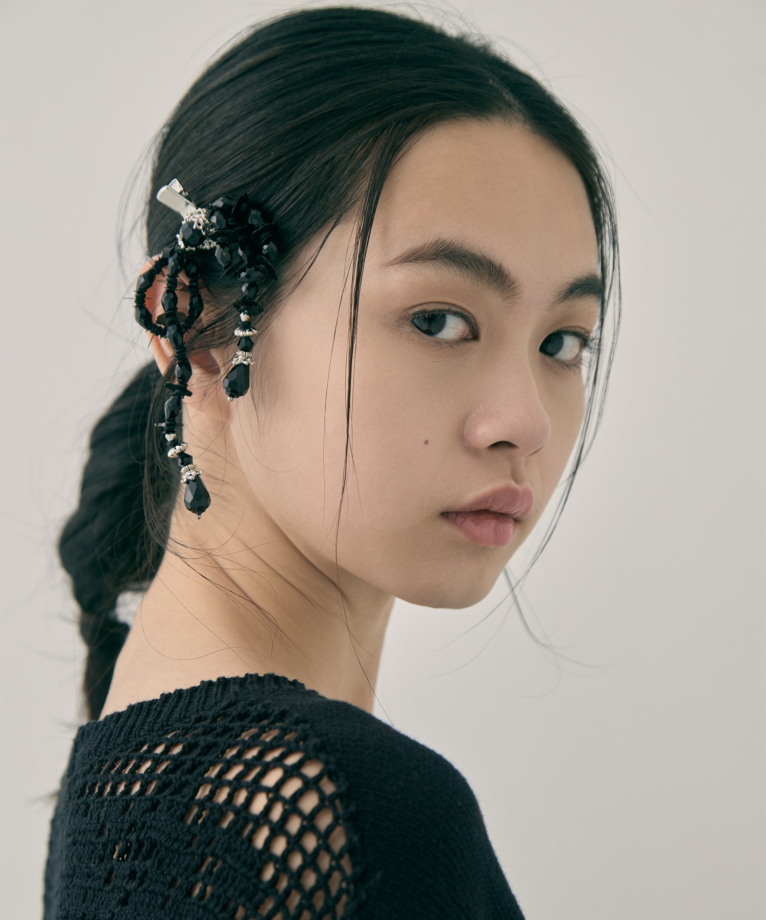 black beads ribbon clip tanakadaisuke