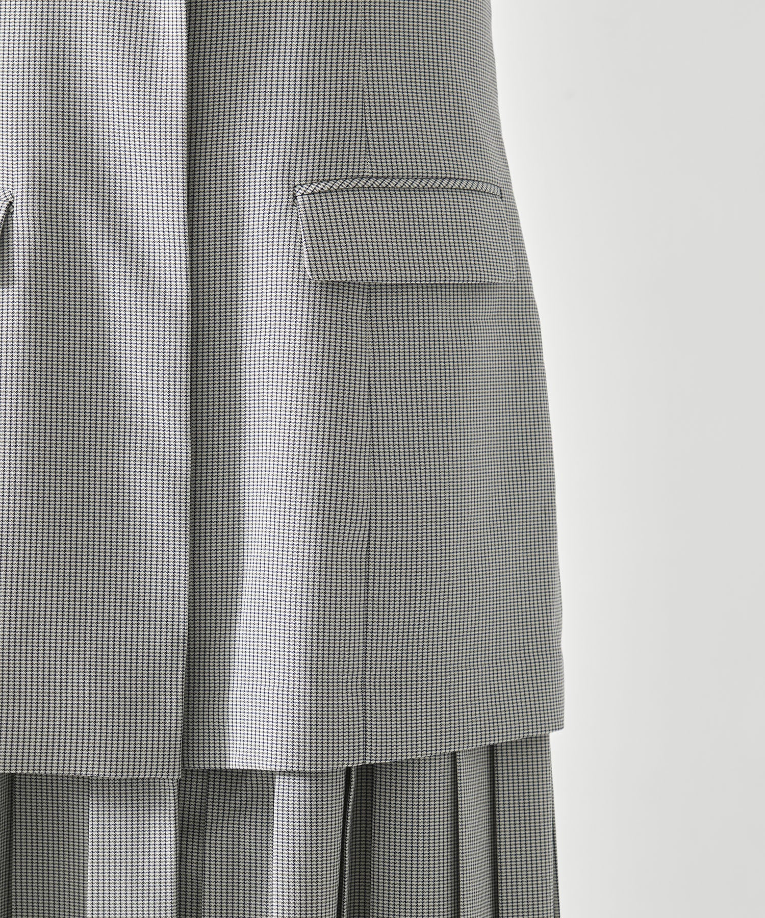 PLEATED SKIRT DOCKING SUIT DRESS AMERI