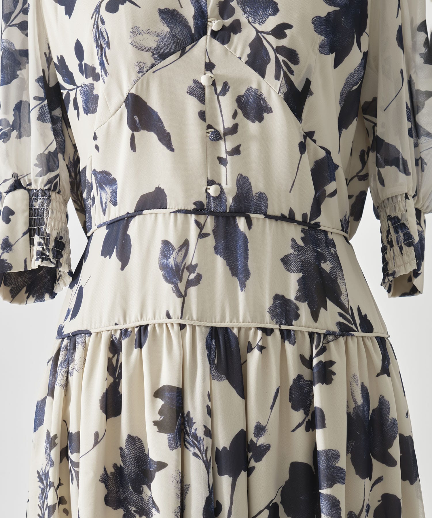 GRAINY FLOWER CHIFFON DRESS AMERI