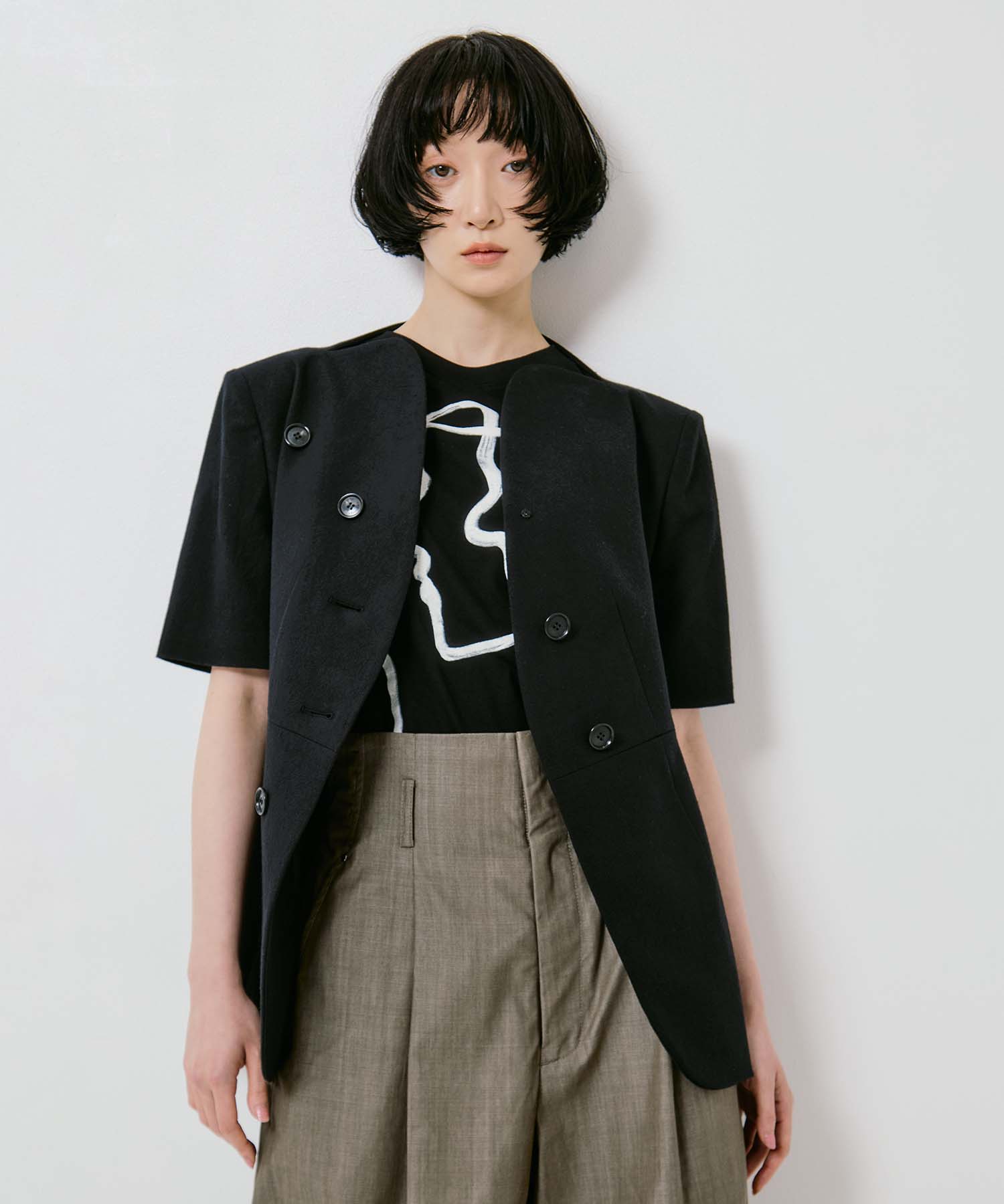 Line portrait T-shirt AKIRANAKA