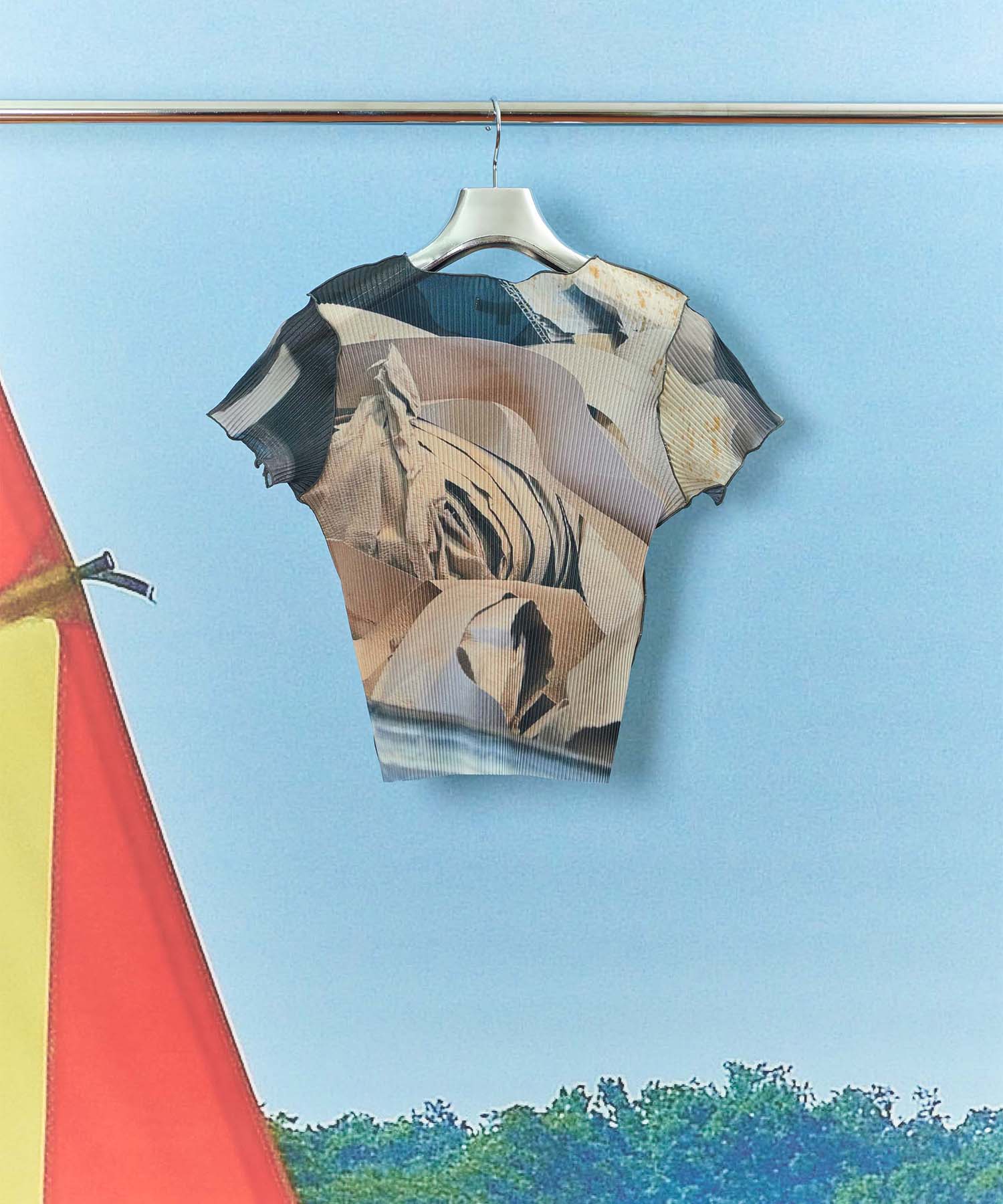 SHEER GRAPHIC TINY TOP kotohayokozawa