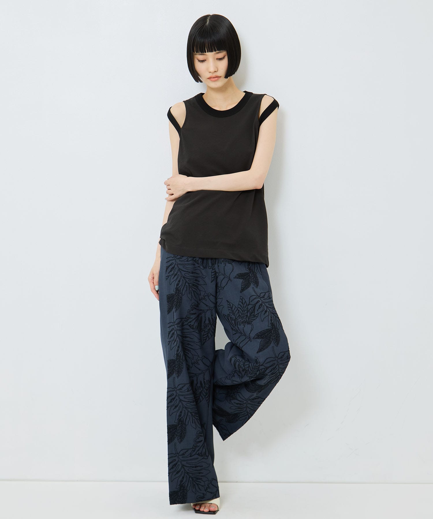 別注 FLOWER LACE POCKET PANTS UJOH