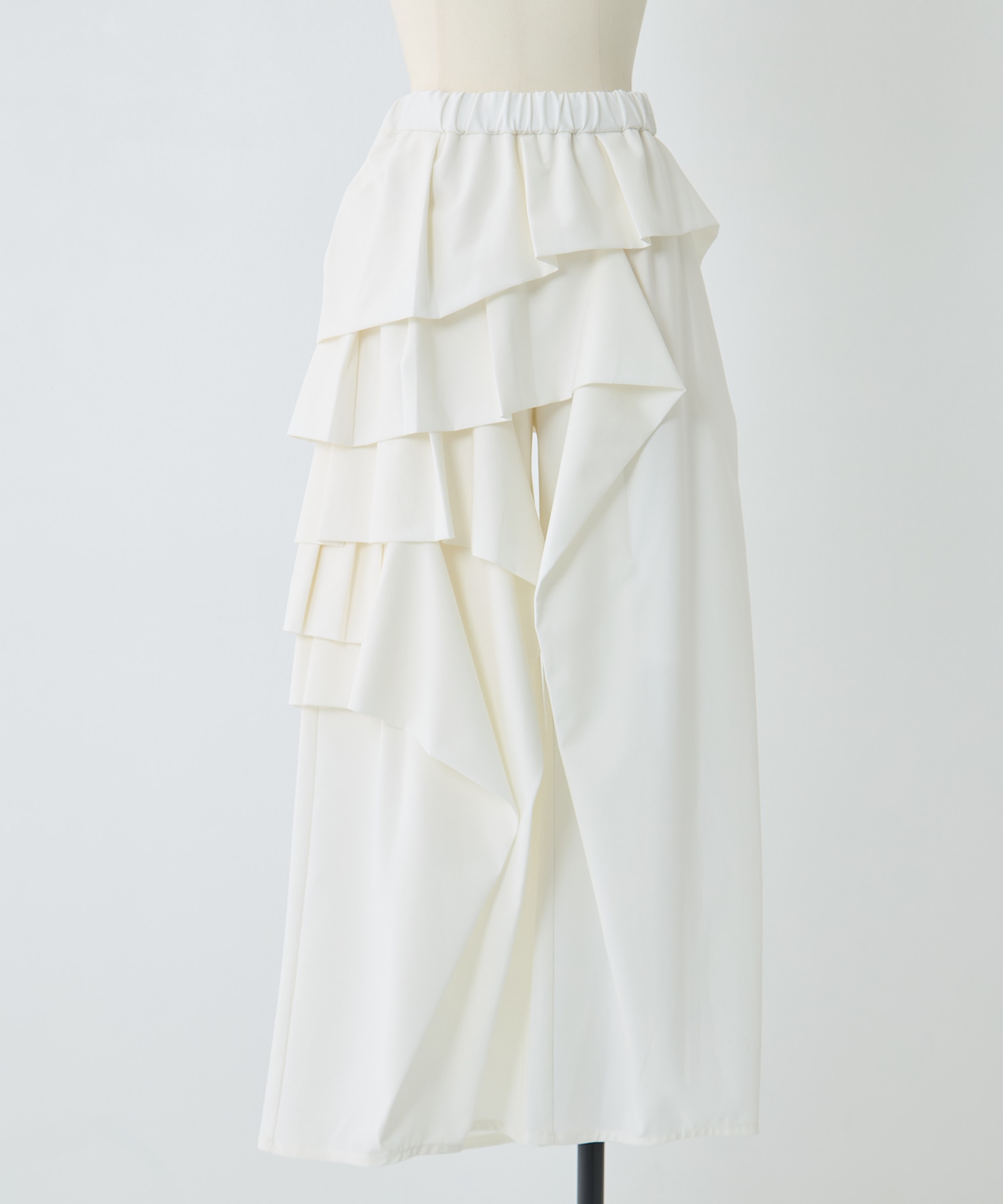 別注 RUFFLE PANTS TAAKK