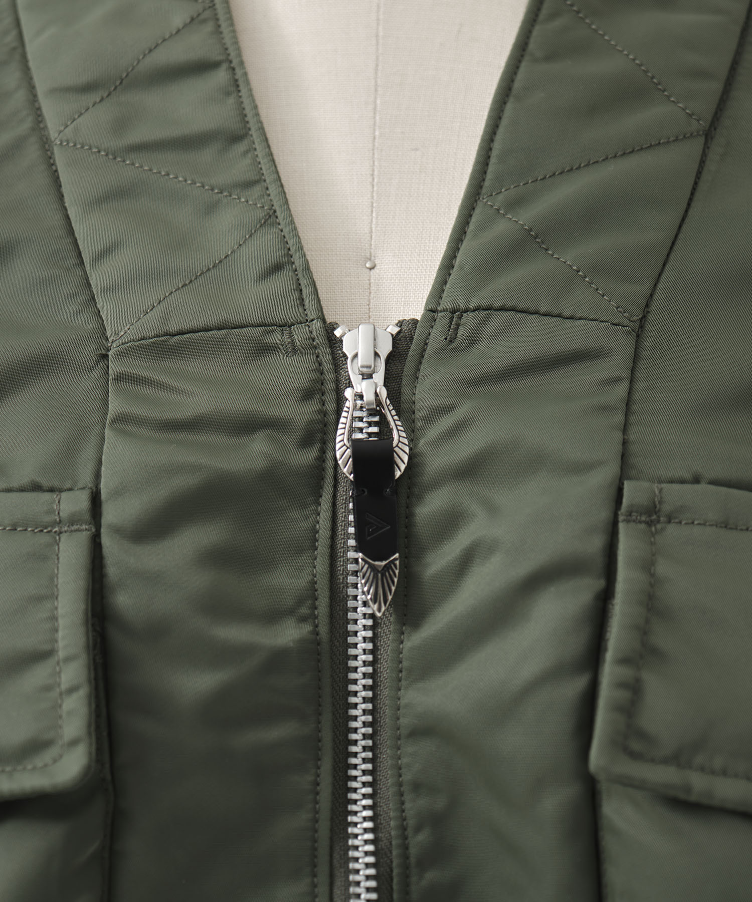 CONVERTIBLE UTILITY TECH SHIRT TOGA