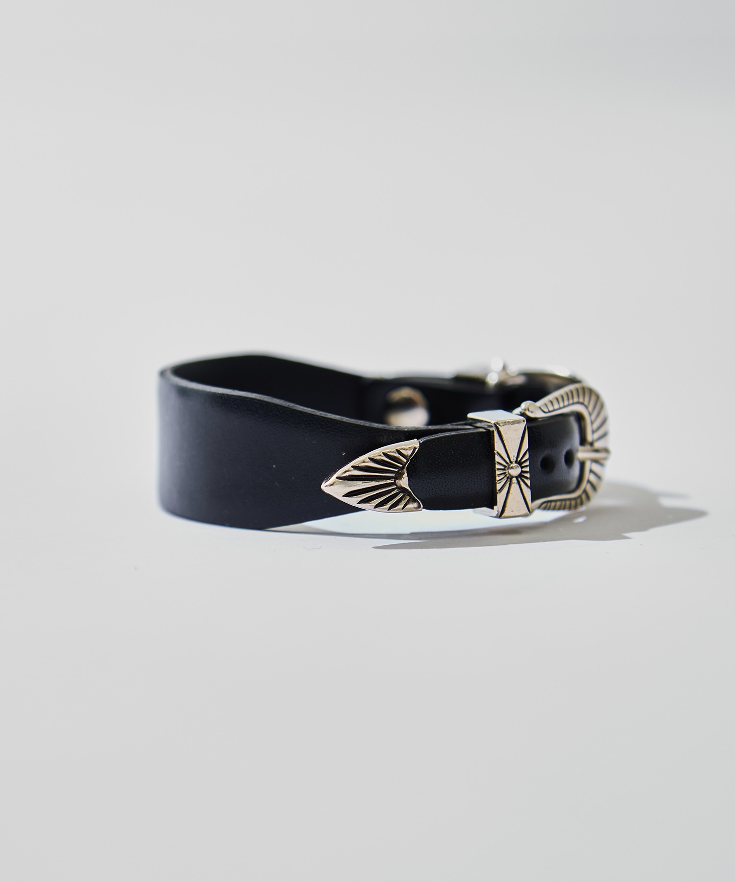 Narrow double buckle bangle 