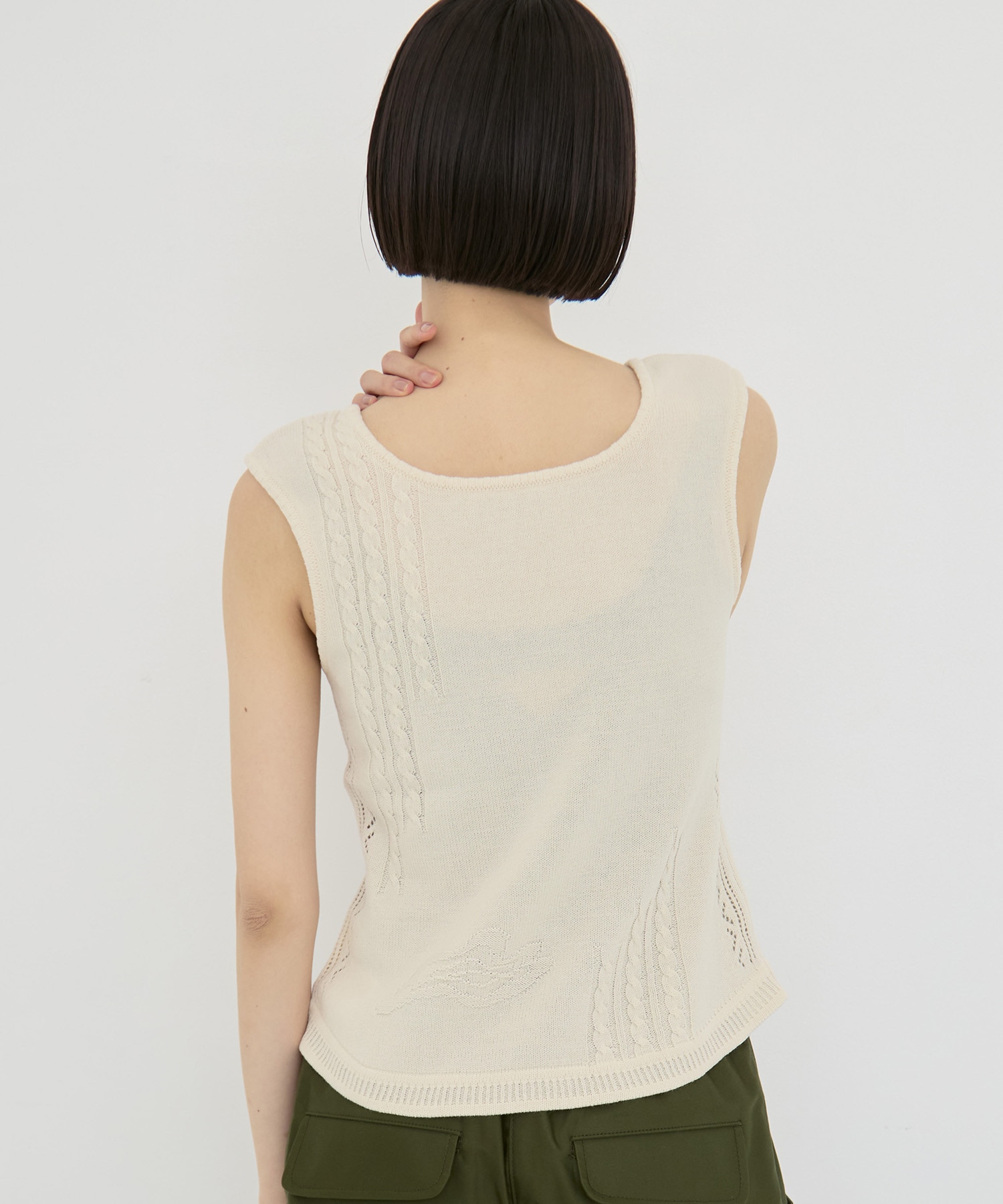 3D Floral Motif Sleeveless Knit Top Mame Kurogouchi