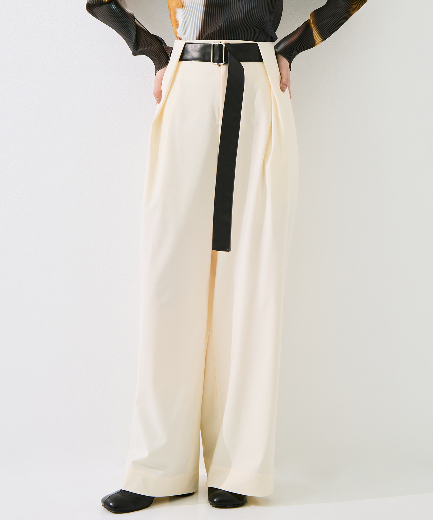 Belted Trousers STUDIOUS
