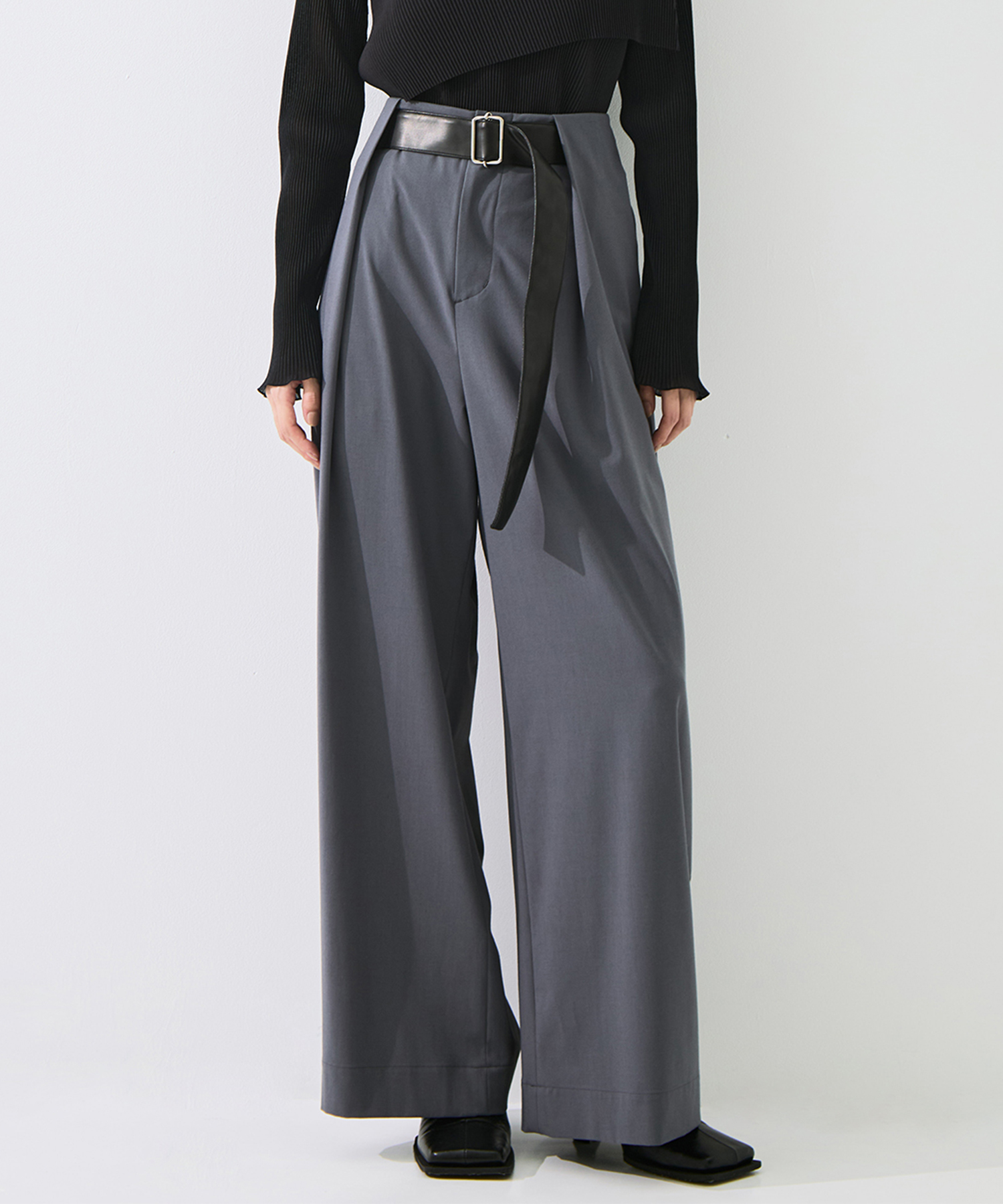 Belted Trousers STUDIOUS