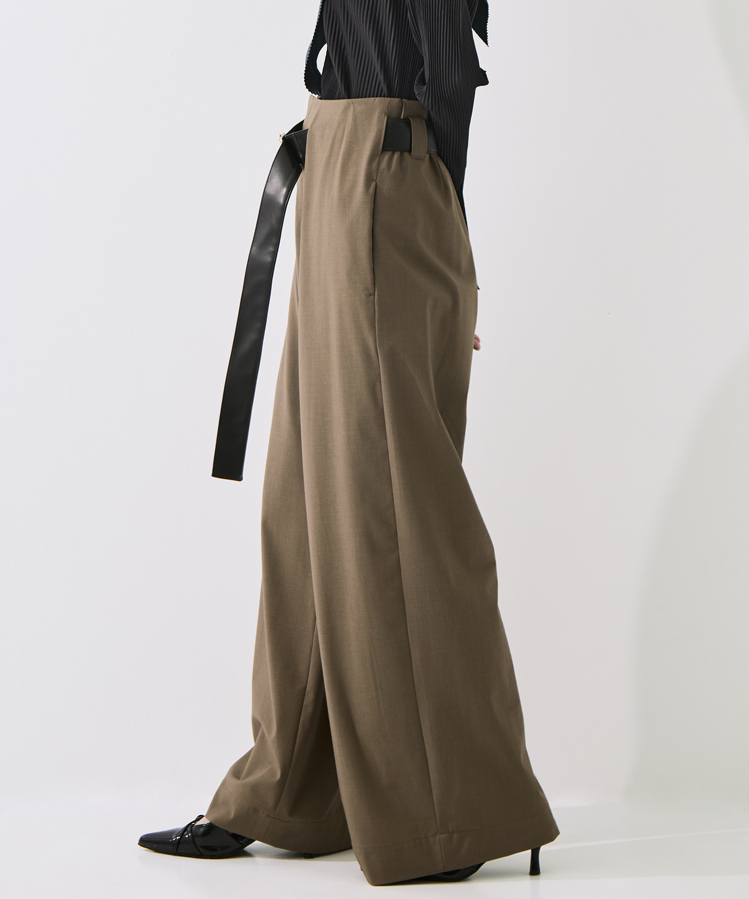 Belted Trousers STUDIOUS