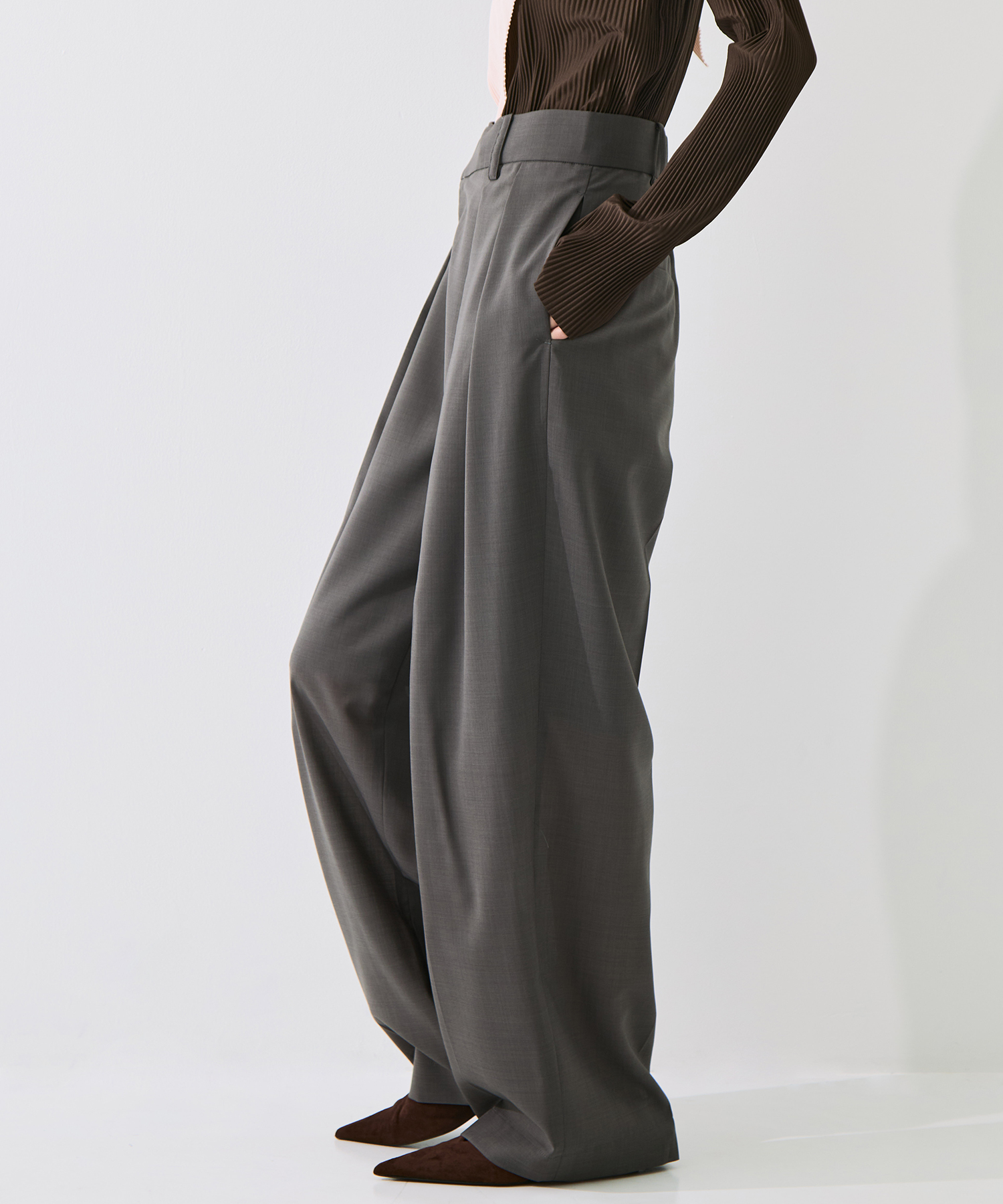 Sheer Double Tucked Trousers STUDIOUS