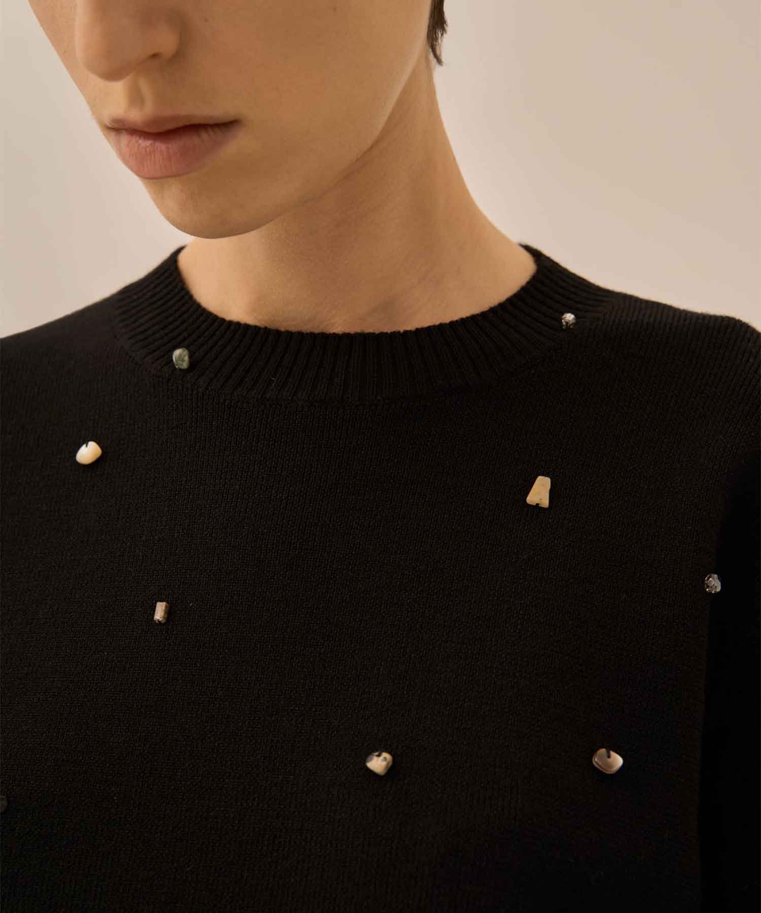 Aila glass beads& ores knit pullover AKIRANAKA