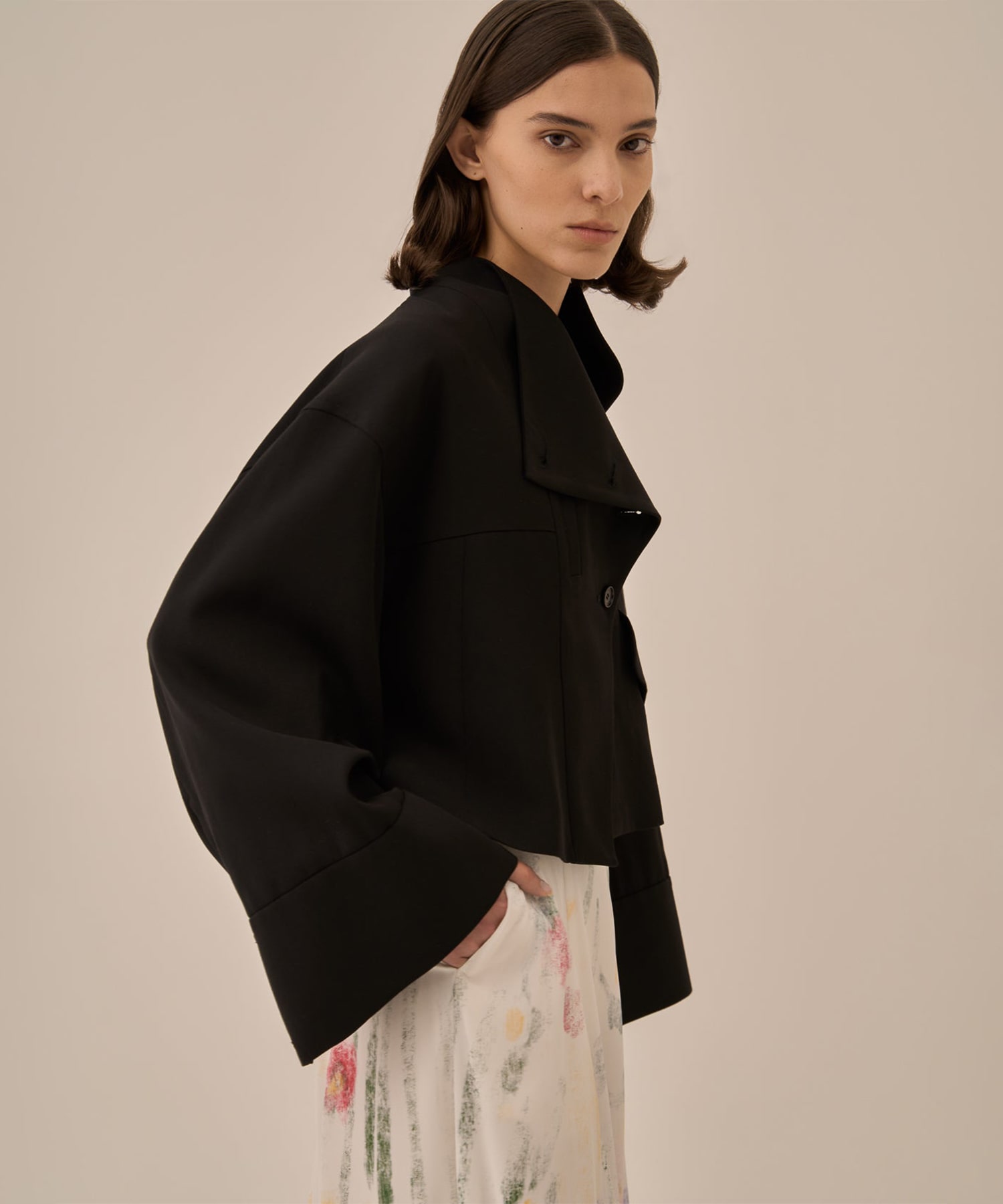 Helmina blouson AKIRANAKA