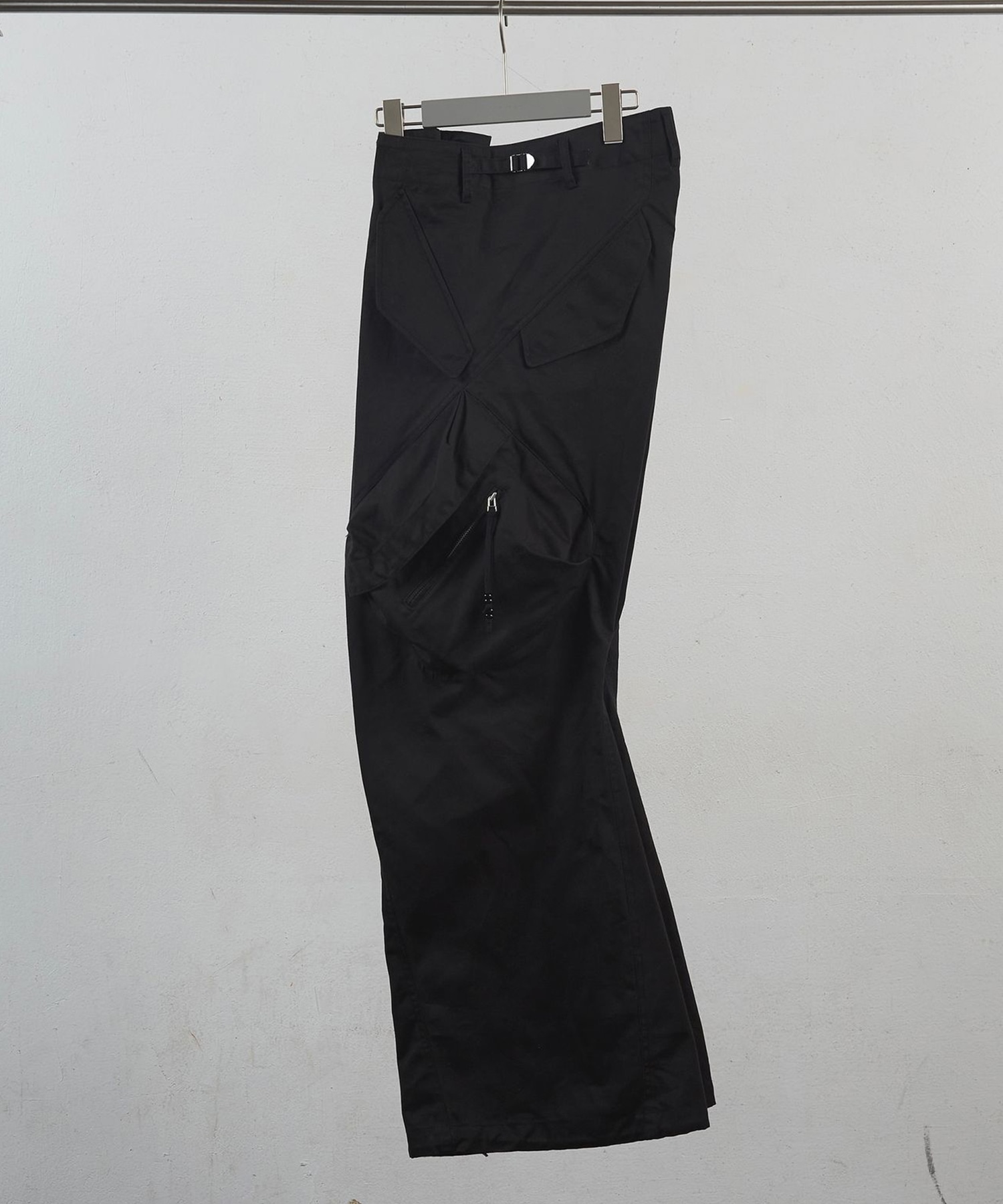 3D TWISTED CARGO PANTS NVRFRGT