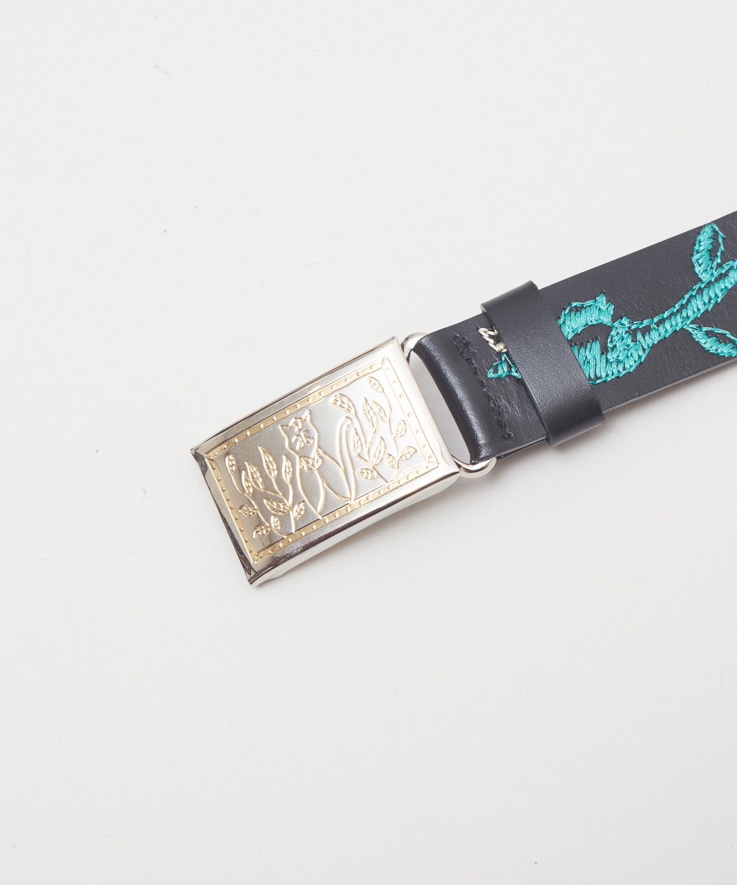 PICTURESQUE OJISAN BELT WITH EMBROIDERY SHINYAKOZUKA