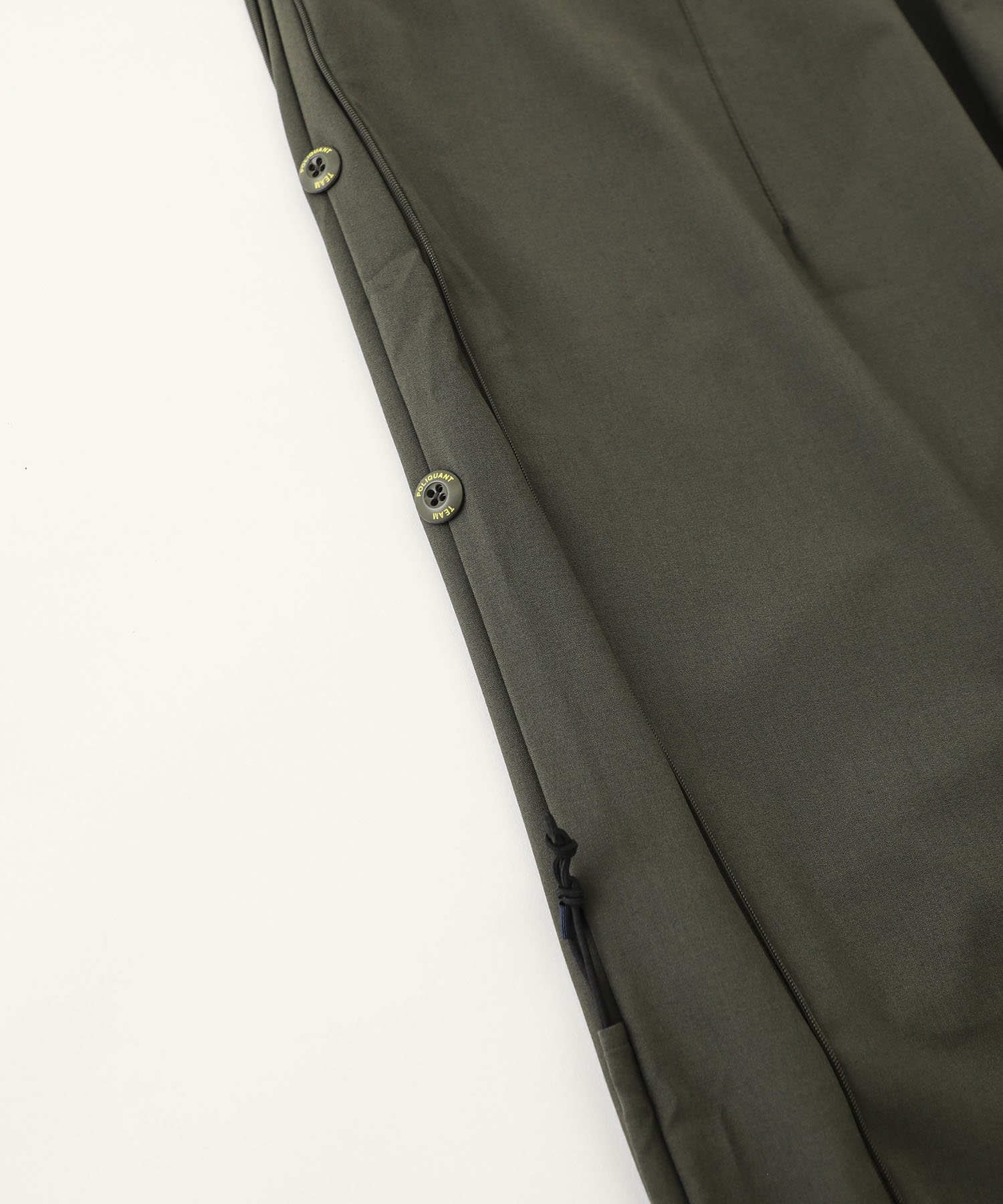 THE CHANGING WIDTH ADJUSTABLE TROUSER POLIQUANT