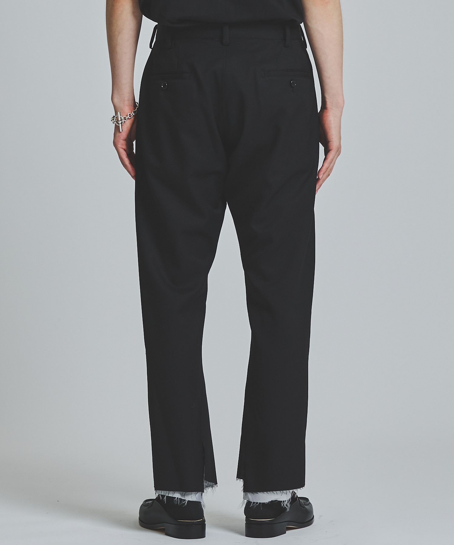 Classic slim pants(S BLACK): sulvam: MENS｜ STUDIOUS ONLINE公式