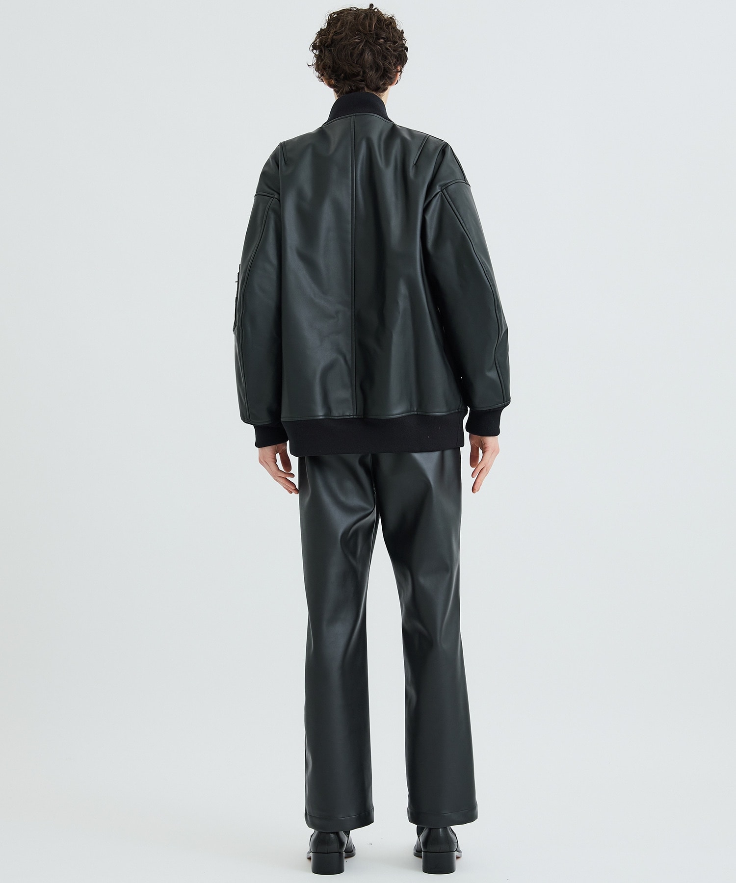 SYNTHETIC LEATHER OVERSIZED MA-1｜LiNoH