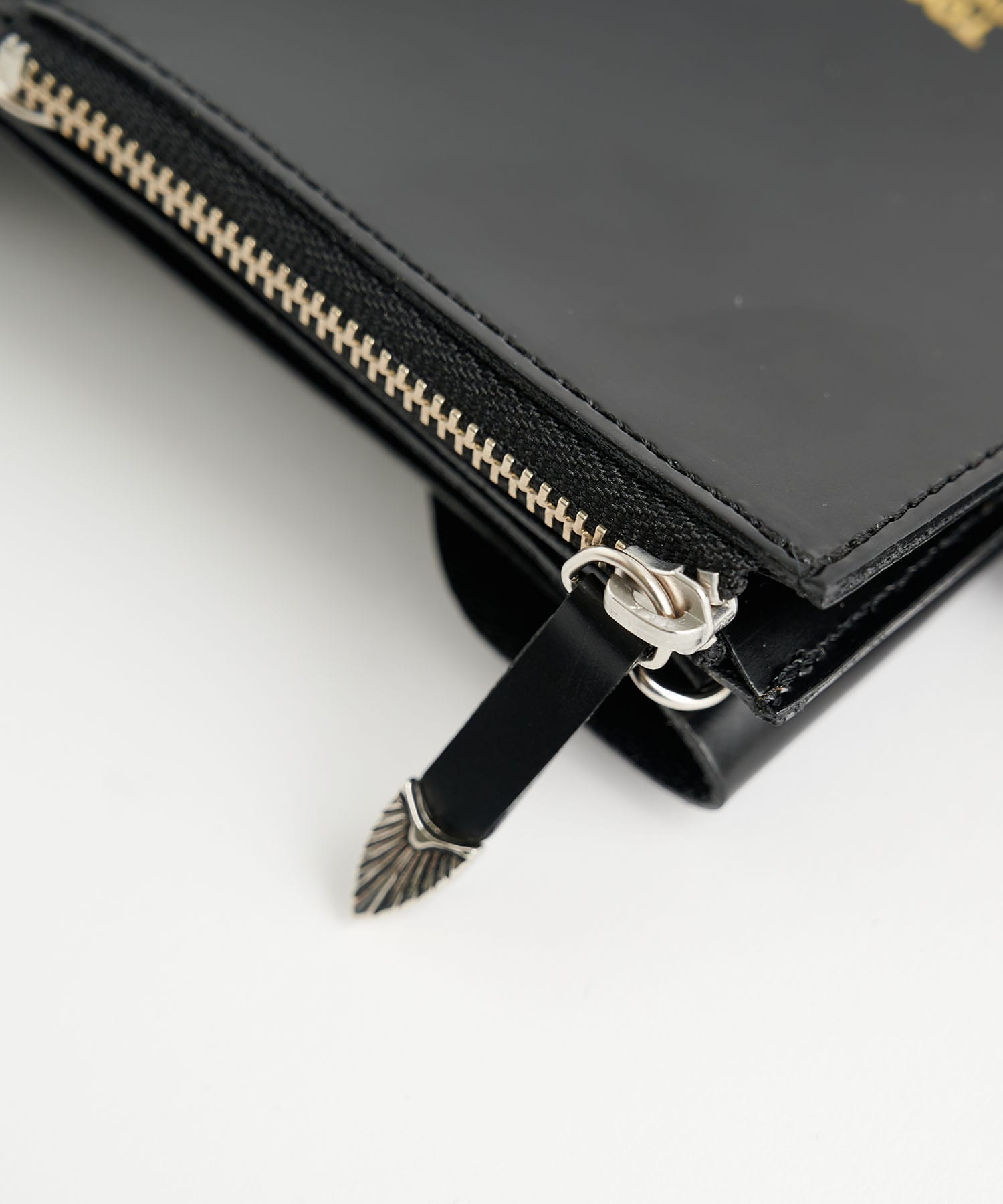 Leather shoulder wallet TOGA VIRILIS