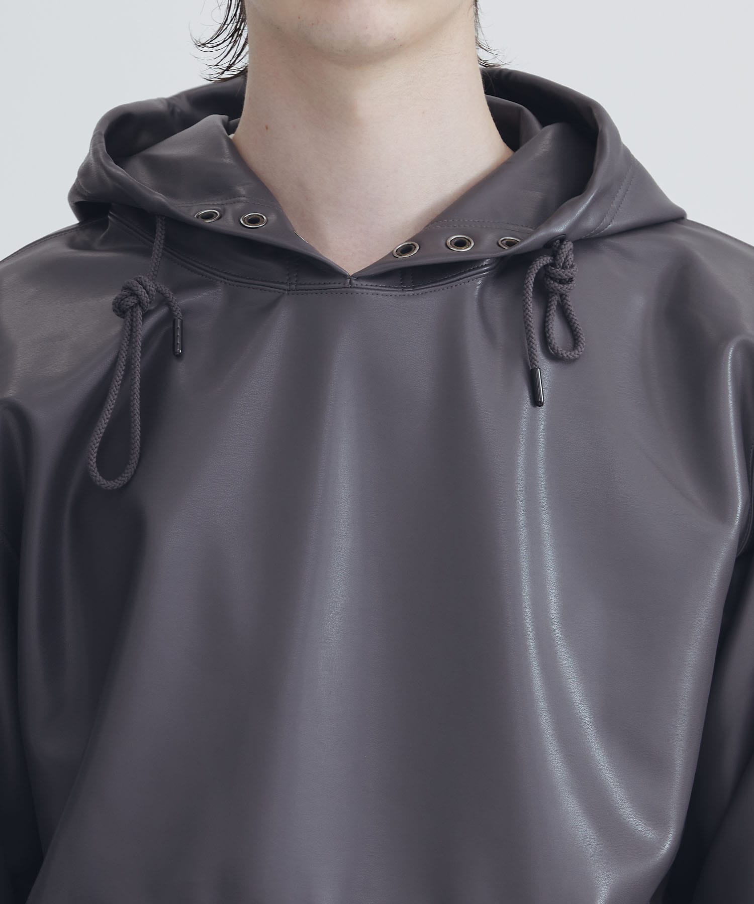 STRETCH VEGAN LEATHER HOODIE｜JOHN LAWRENCE SULLIVAN