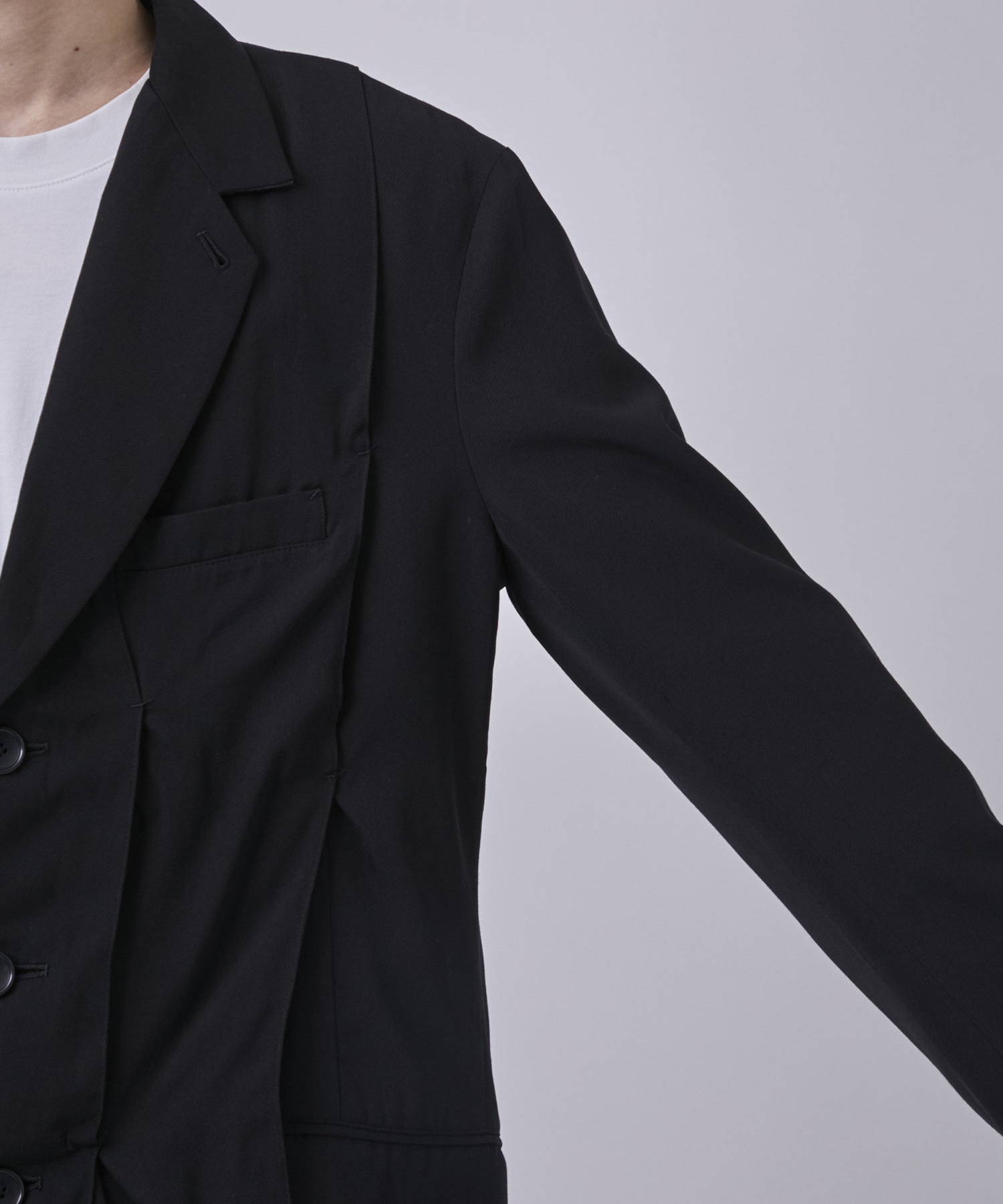 Pleat-detail single-breasted jacket KHOKI