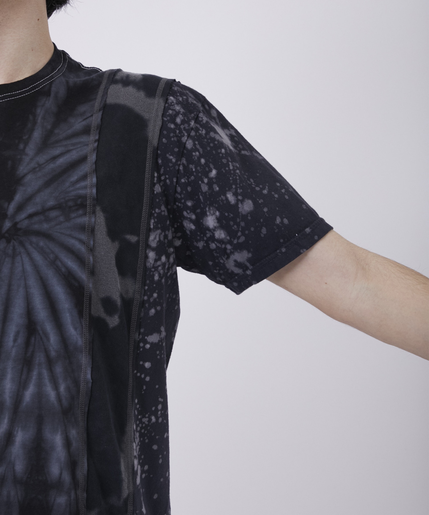 5 Cuts S/S Tee - B&W Mishmash NEEDLES