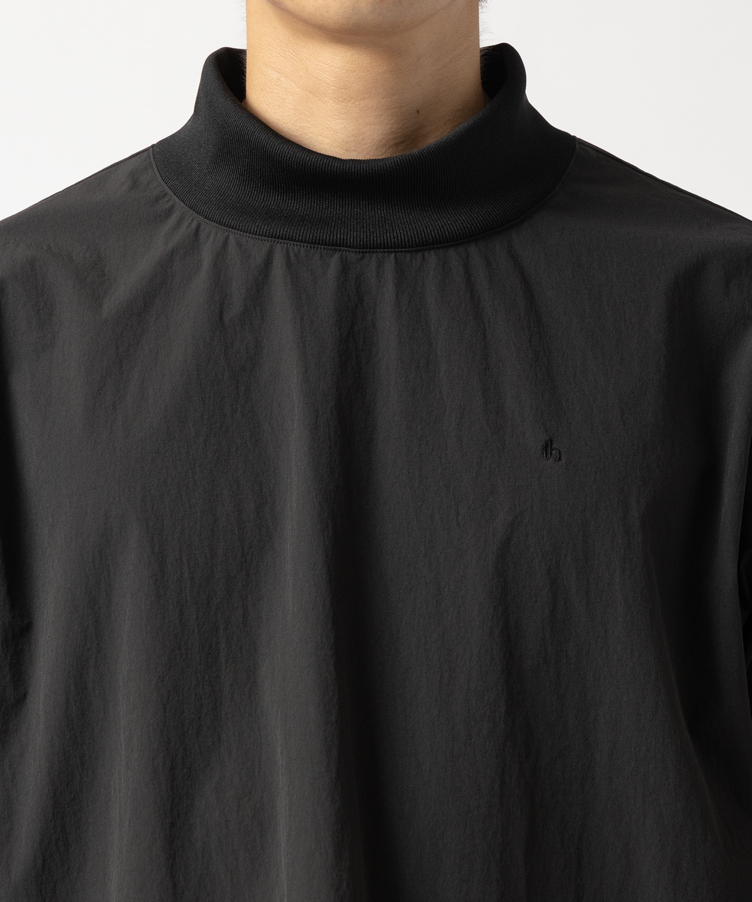 Nylon Mock Neck Tee th products