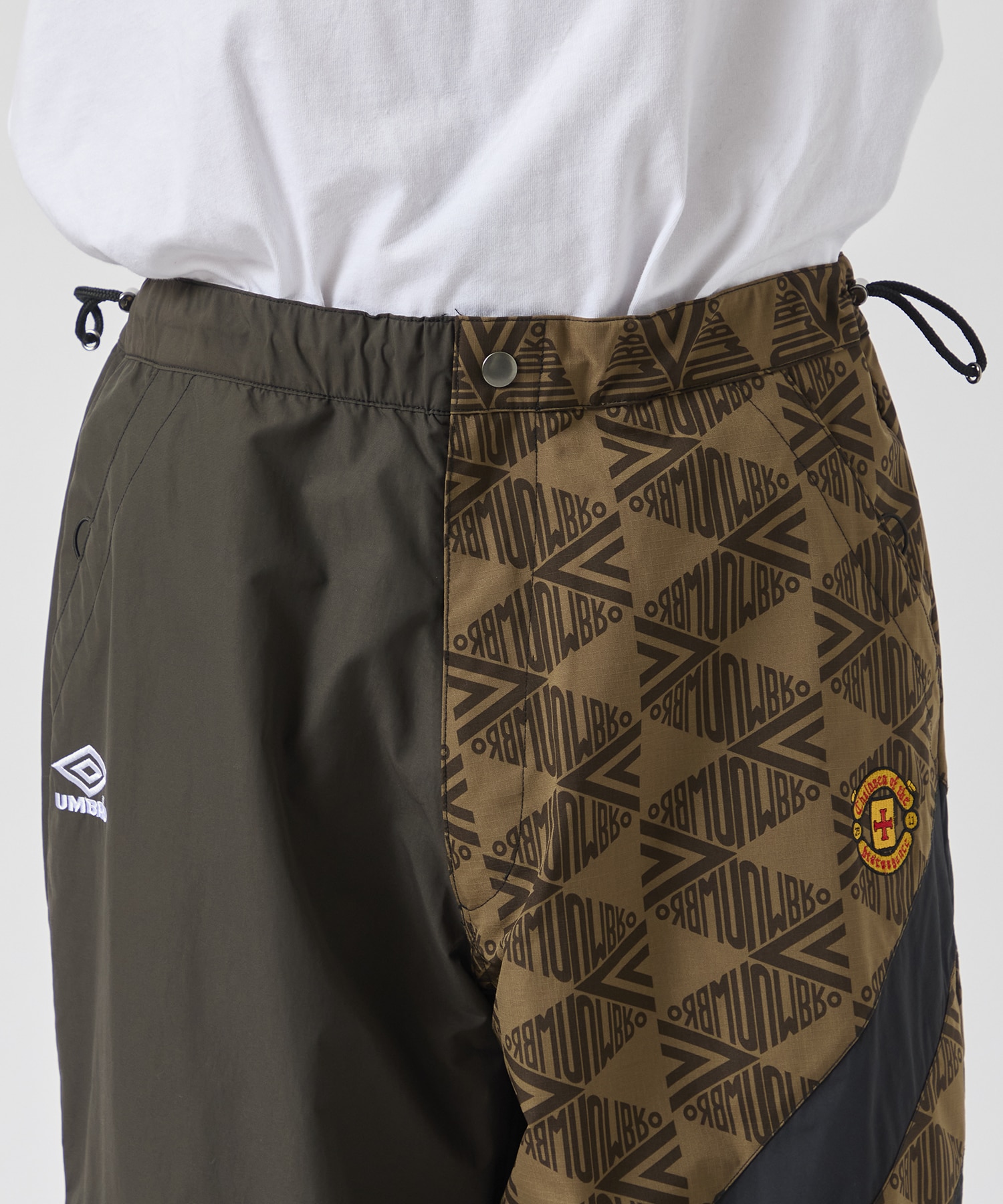 UMBRO Changeover Track Pants Children of the discordance