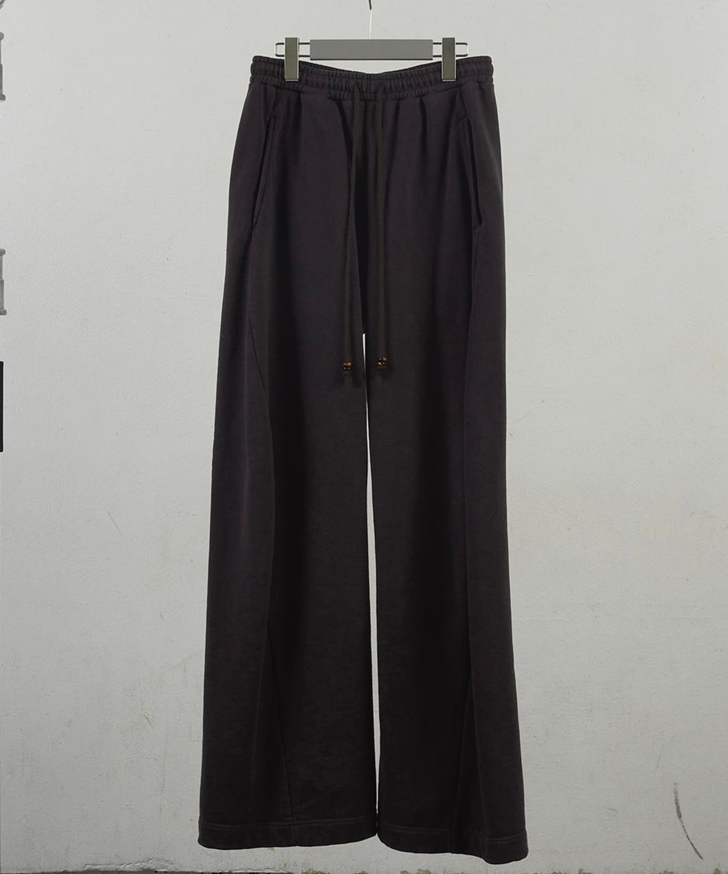 3D TWISTED LOUNGE WIDE PANTS NVRFRGT