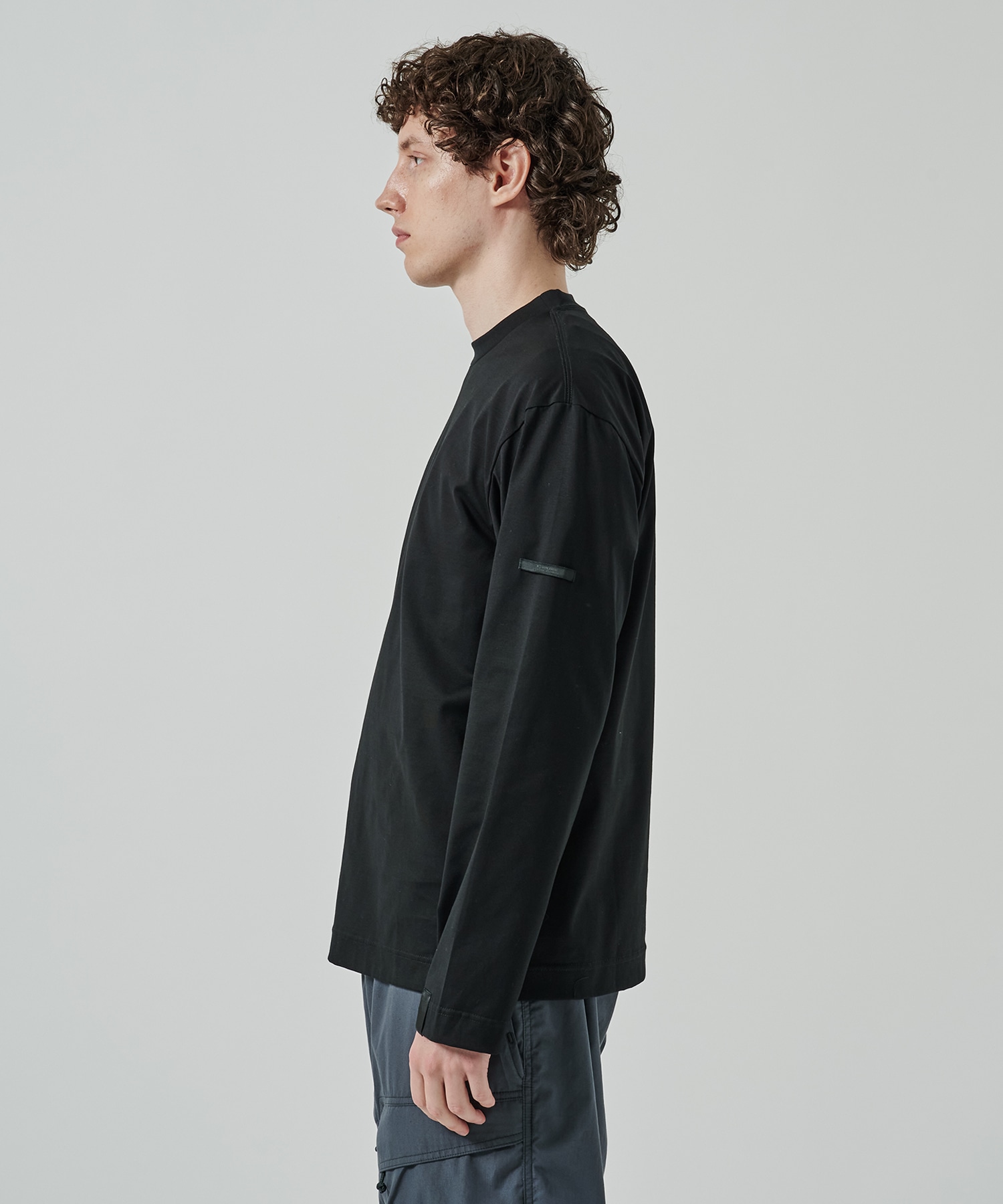 2251-CS10-022 L/S TEE N.HOOLYWOOD