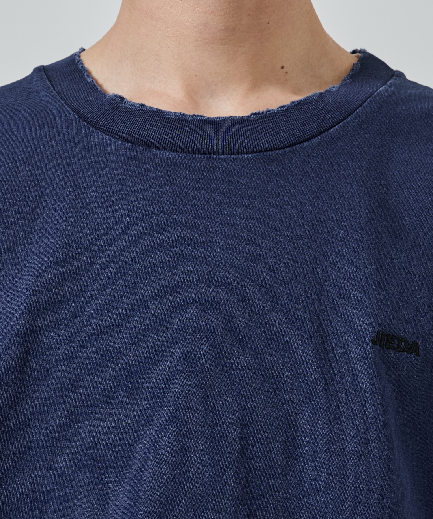 DAMAGE PIGMENT LOGO TEE JieDa