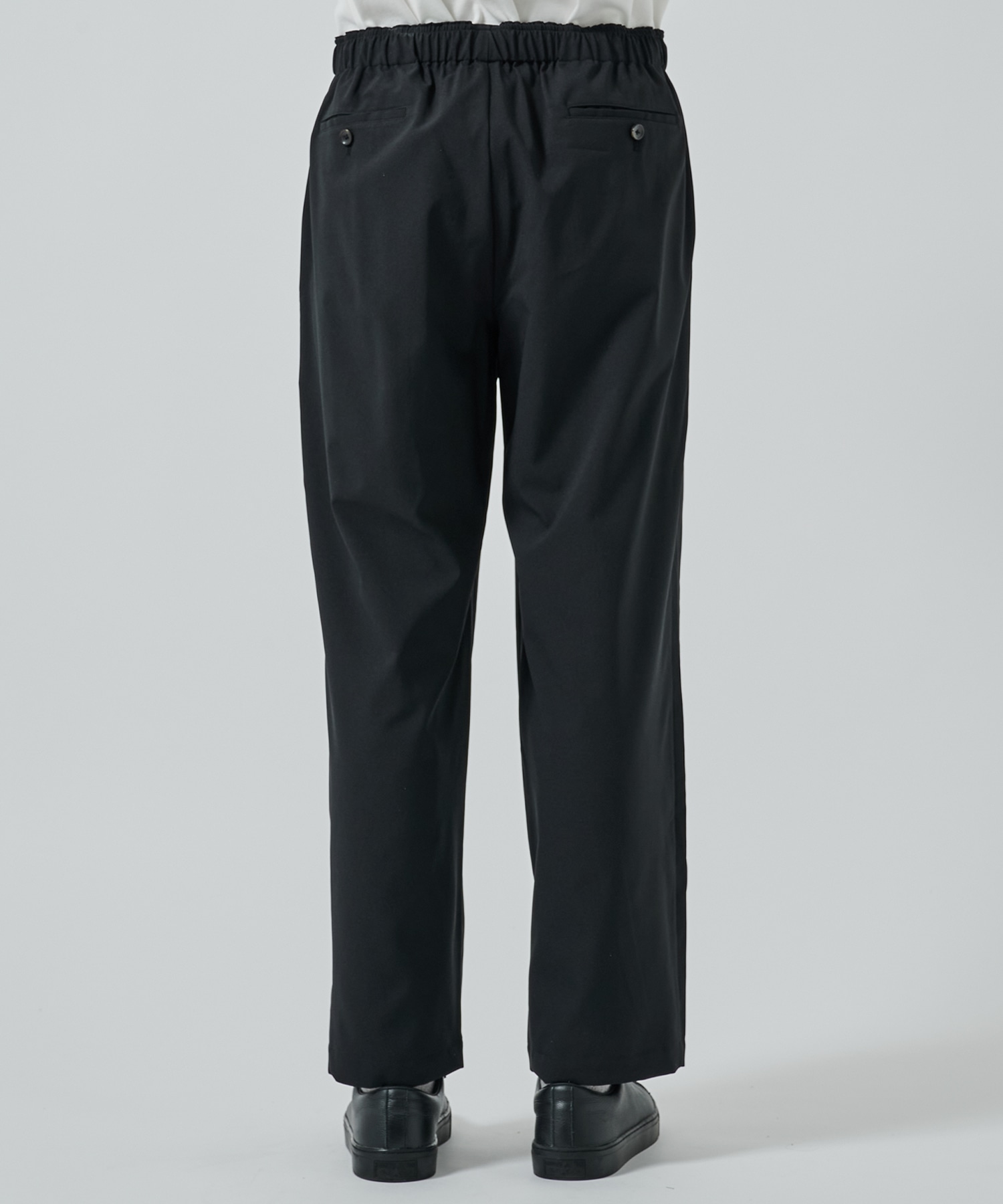 〈別注〉TWO TUCK EASY TROUSERS MARKAWARE/marka