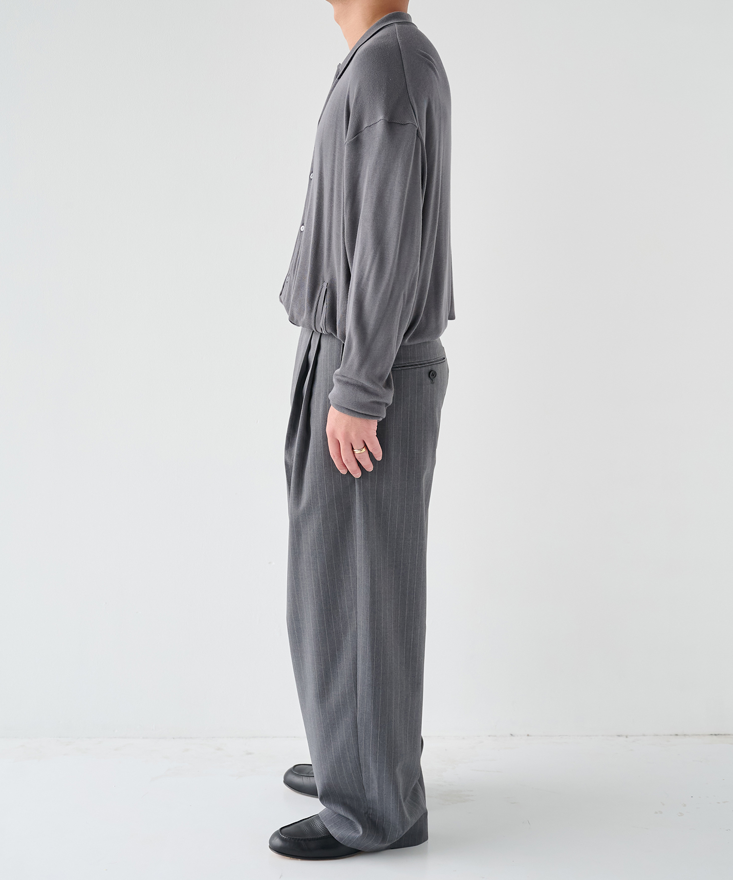 2Tuck Curve Slacks STUDIOUS